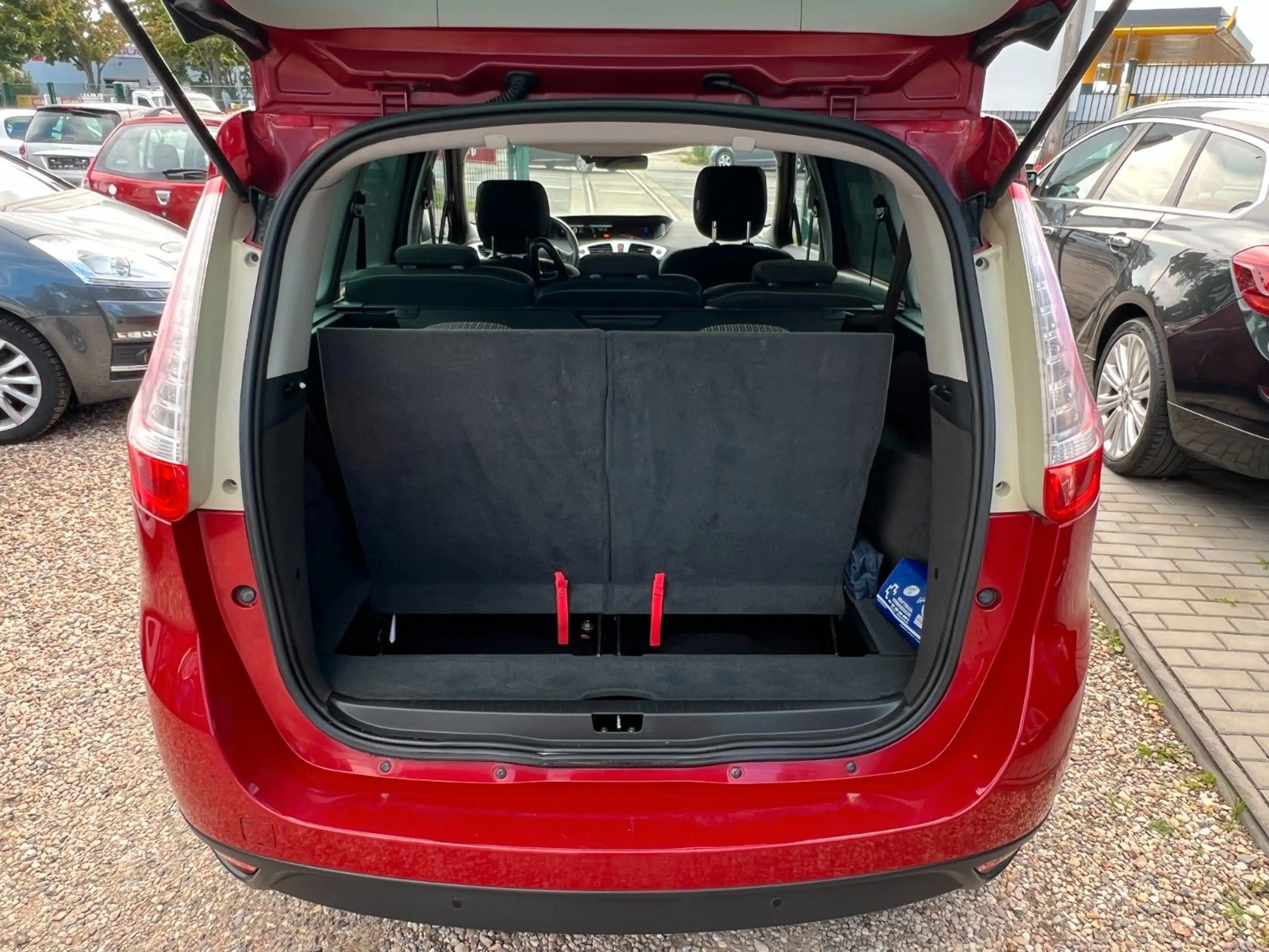 Renault Scenic III Grand*2.HD*Klima*SHZ*Navi*TÜV NEU — photo 9