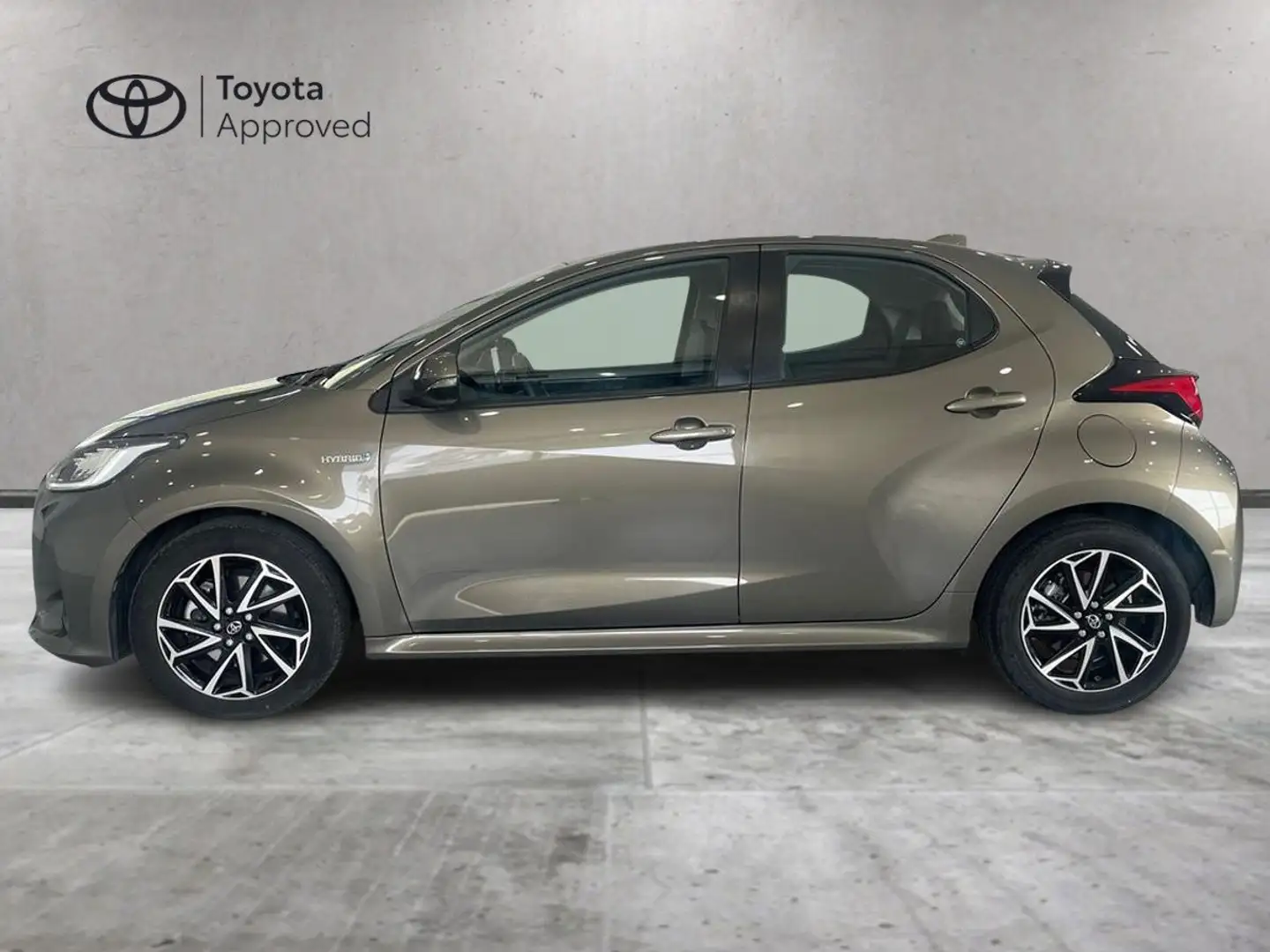 Toyota Yaris Yaris 1.5h Trend Bronzo - 2