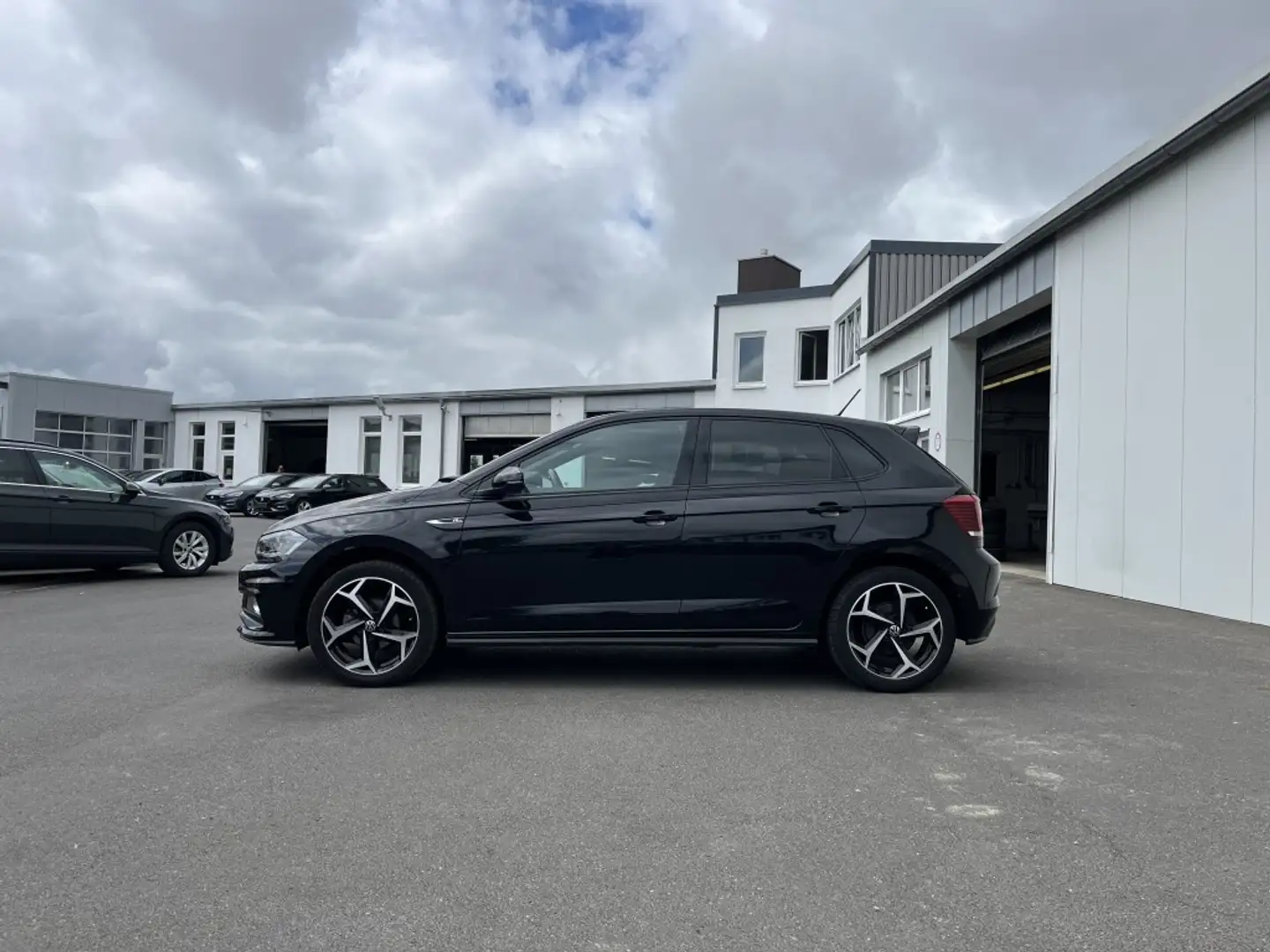 Volkswagen Polo 1.0 TSI Highline R-Line 105€ m. 20% Anzahlung DA Schwarz - 2