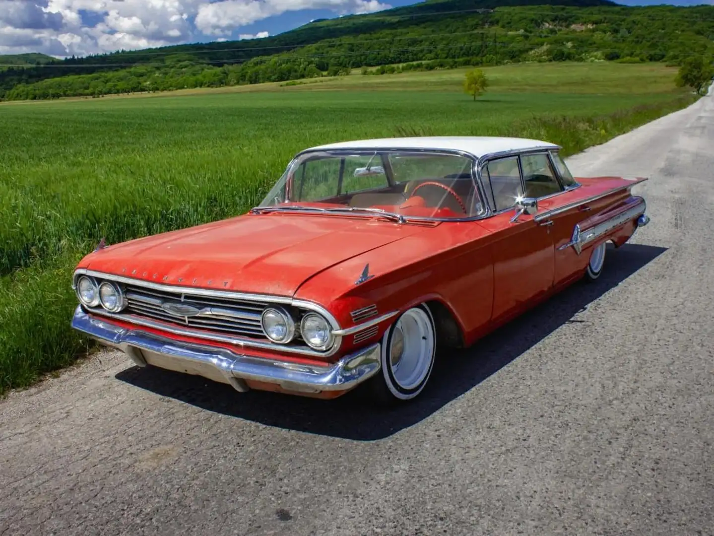 Chevrolet Impala Rood - 1