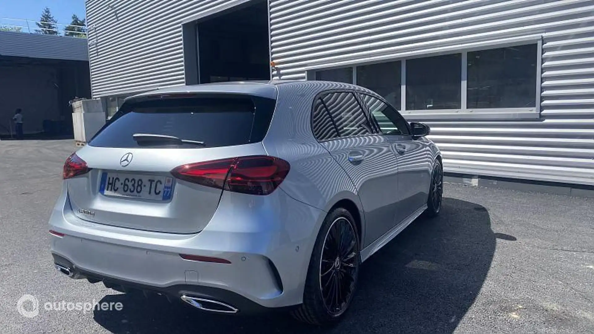 Mercedes-Benz A 200 200 d 150ch AMG Line 8G-DCT - 2