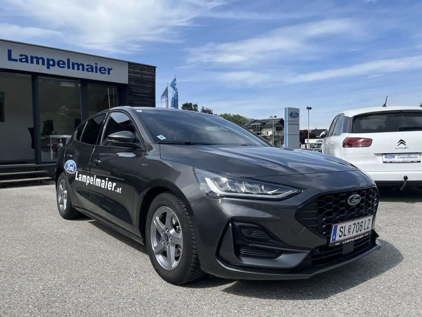 Ford Focus ST-Line X Grau - 1
