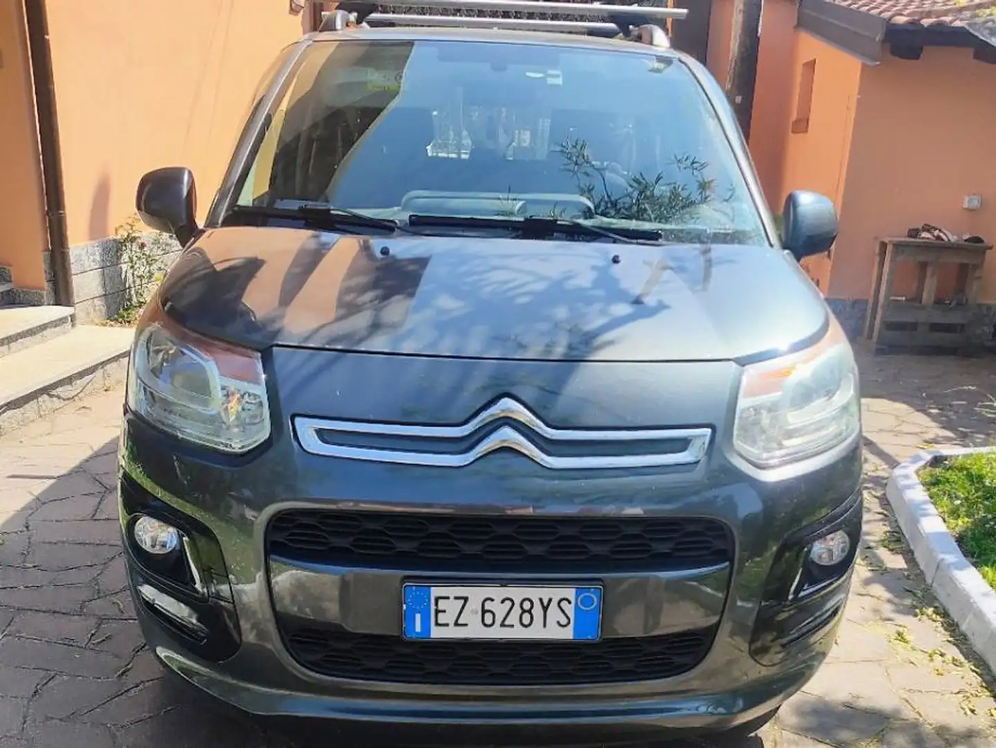 Citroen C3 C3 Picasso Picasso 1.6 hdi 16v Seduction FL Gris - 1