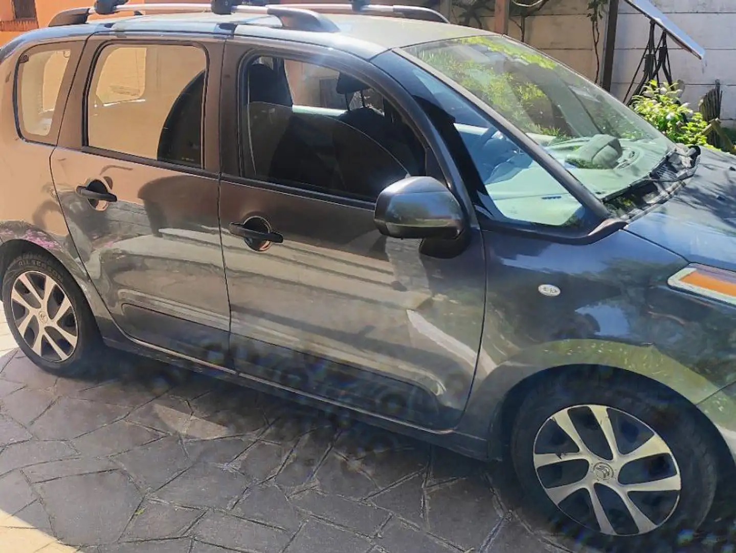 Citroen C3 C3 Picasso Picasso 1.6 hdi 16v Seduction FL Gris - 2