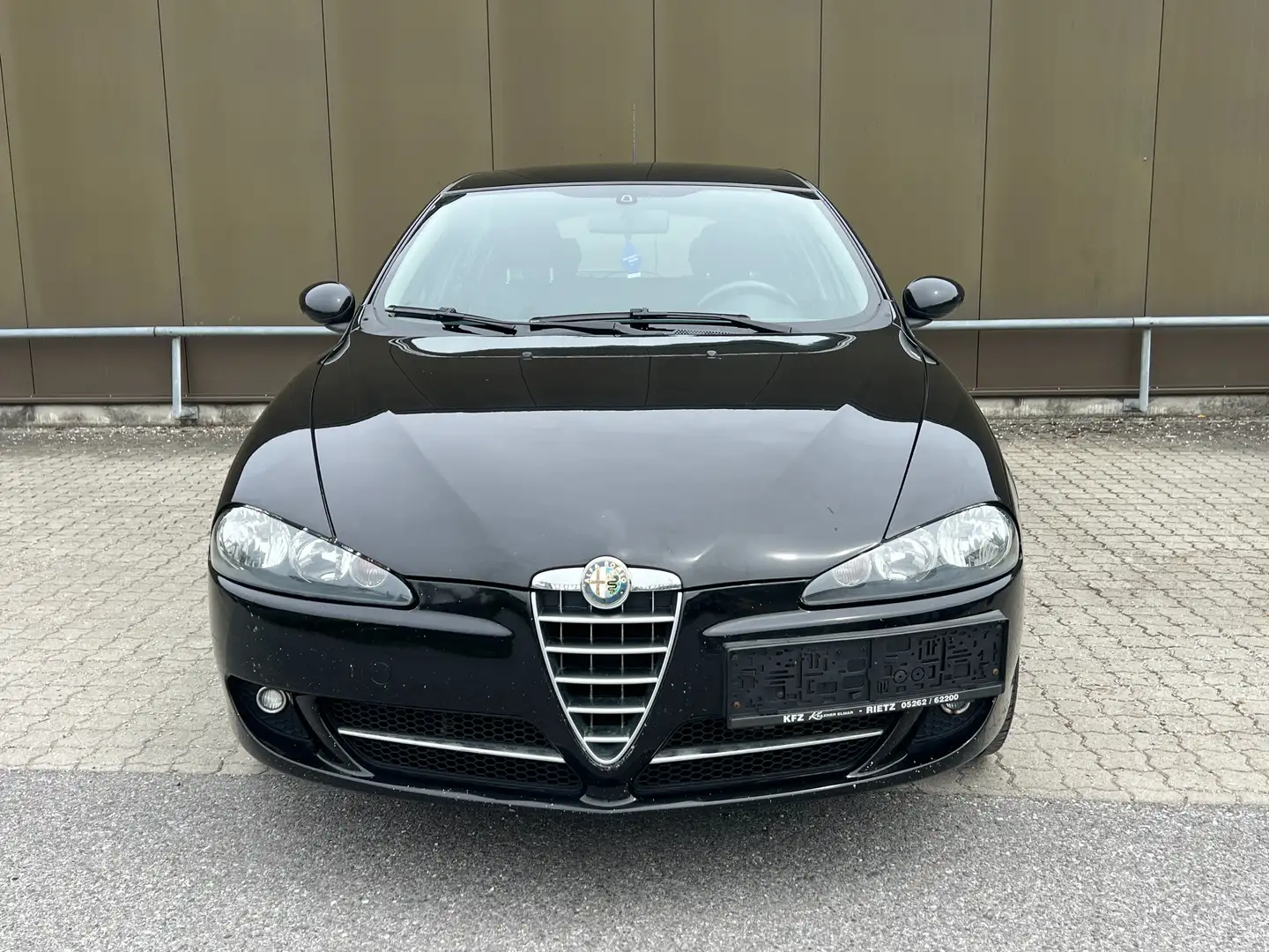 Alfa Romeo 147 1.6 16V Klimatronik PDC 2-Hand Pickerl Neu* Schwarz - 2