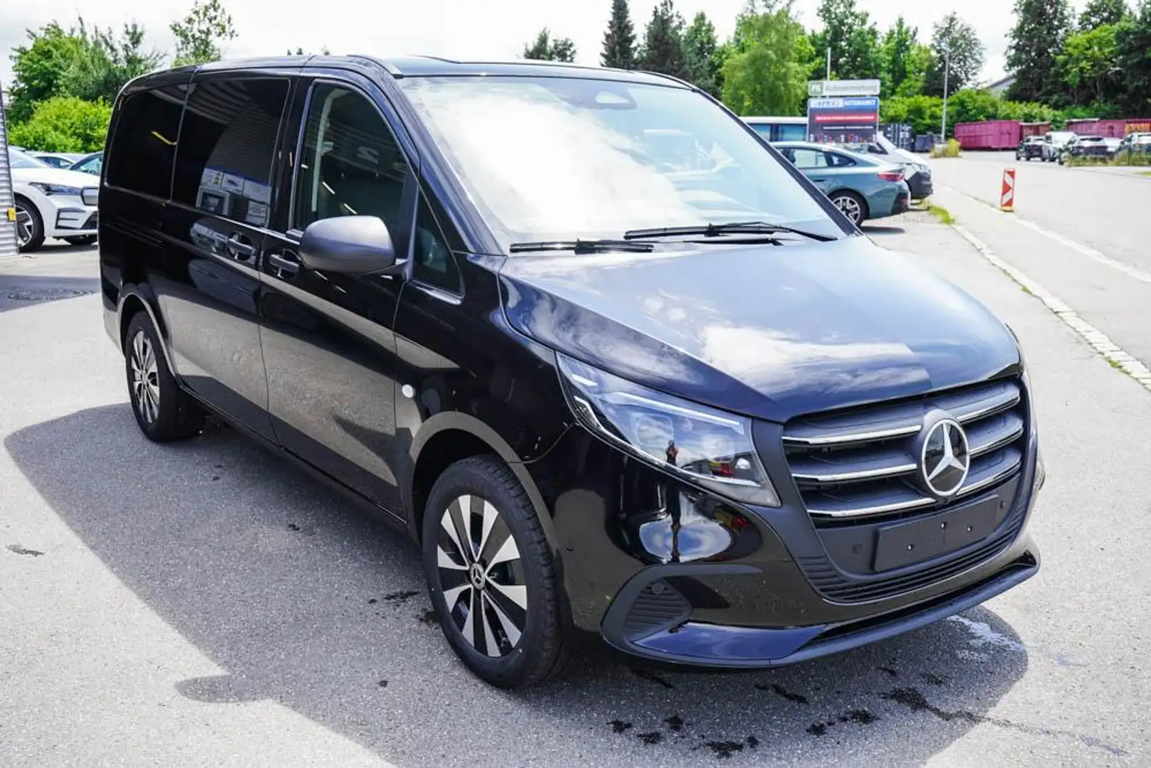 Mercedes-Benz Vito 116 CDI G-Tronic Tourer Lang - LAGER 120 kW (16... Schwarz - 1