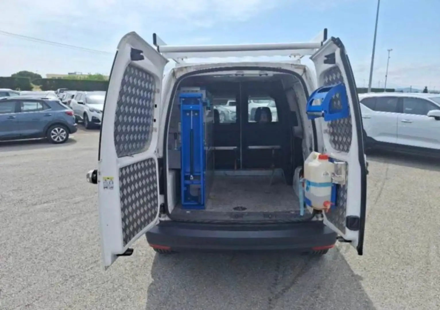 Volkswagen Caddy 2.0 TDI 122 CV 4Motion Furgone OFFICINA MOBILE Bianco - 2