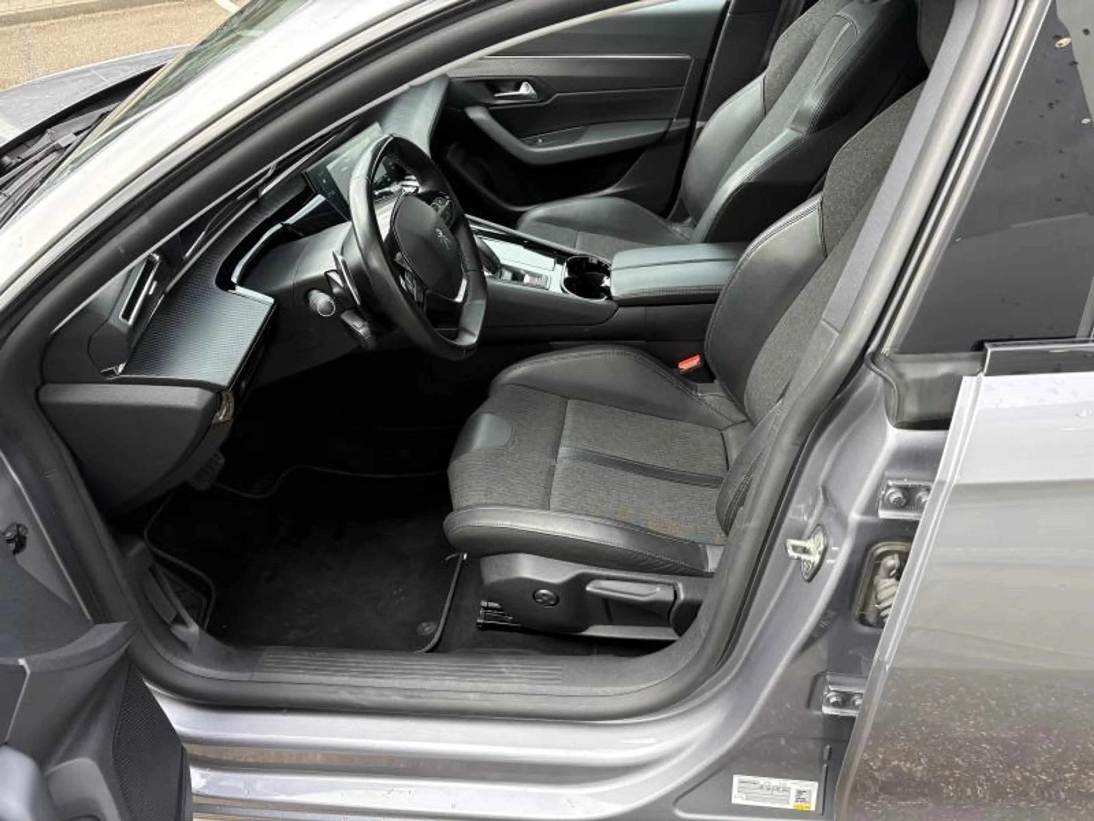 Peugeot 508 ALLURE PACK — photo 10
