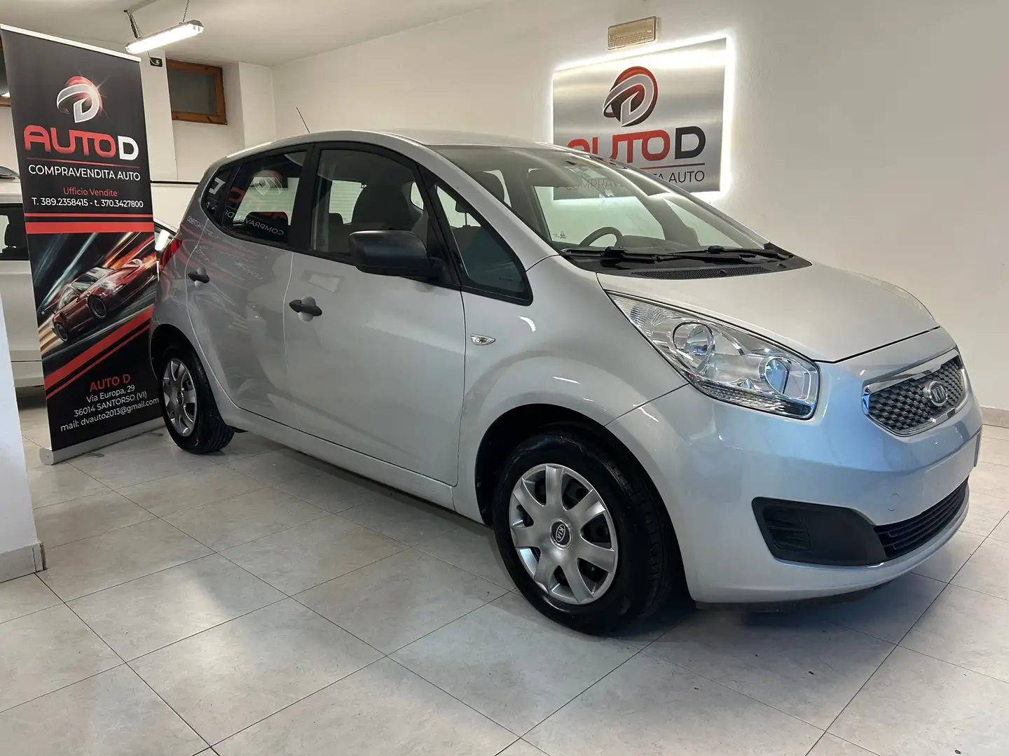 Kia Venga Venga 1.4 cvvt Active (EX easy) Gris - 1