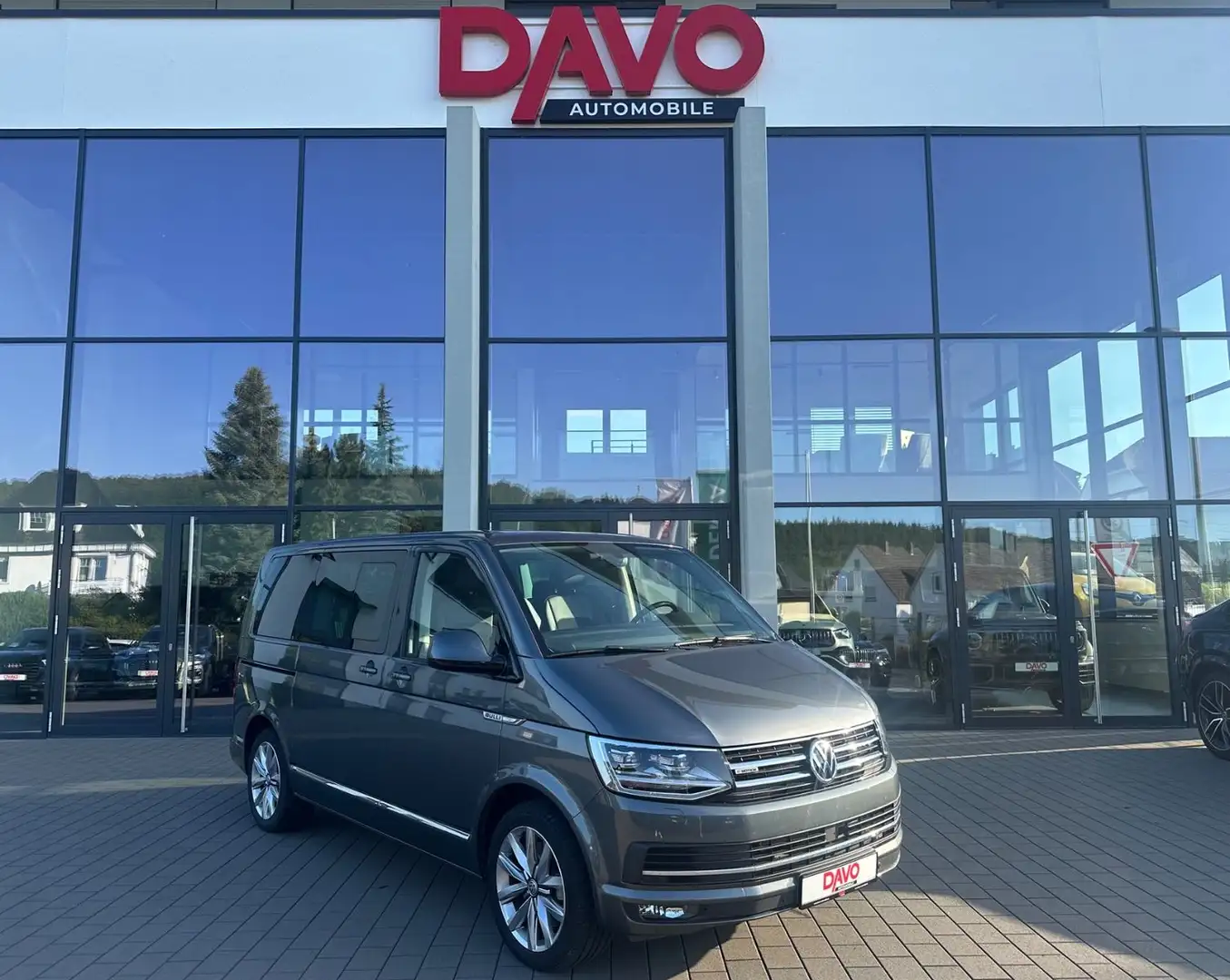 Volkswagen T6 Multivan 2.0 TDI Highline 4Motion DSG 7-Sitze Grau - 1