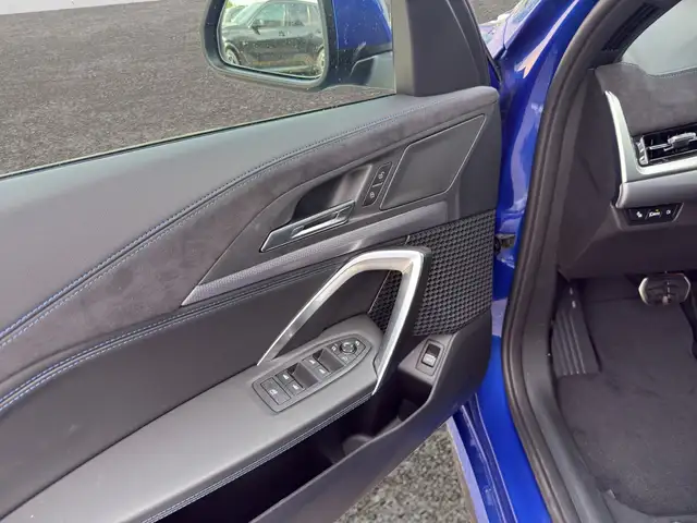 BMW X1 view 9