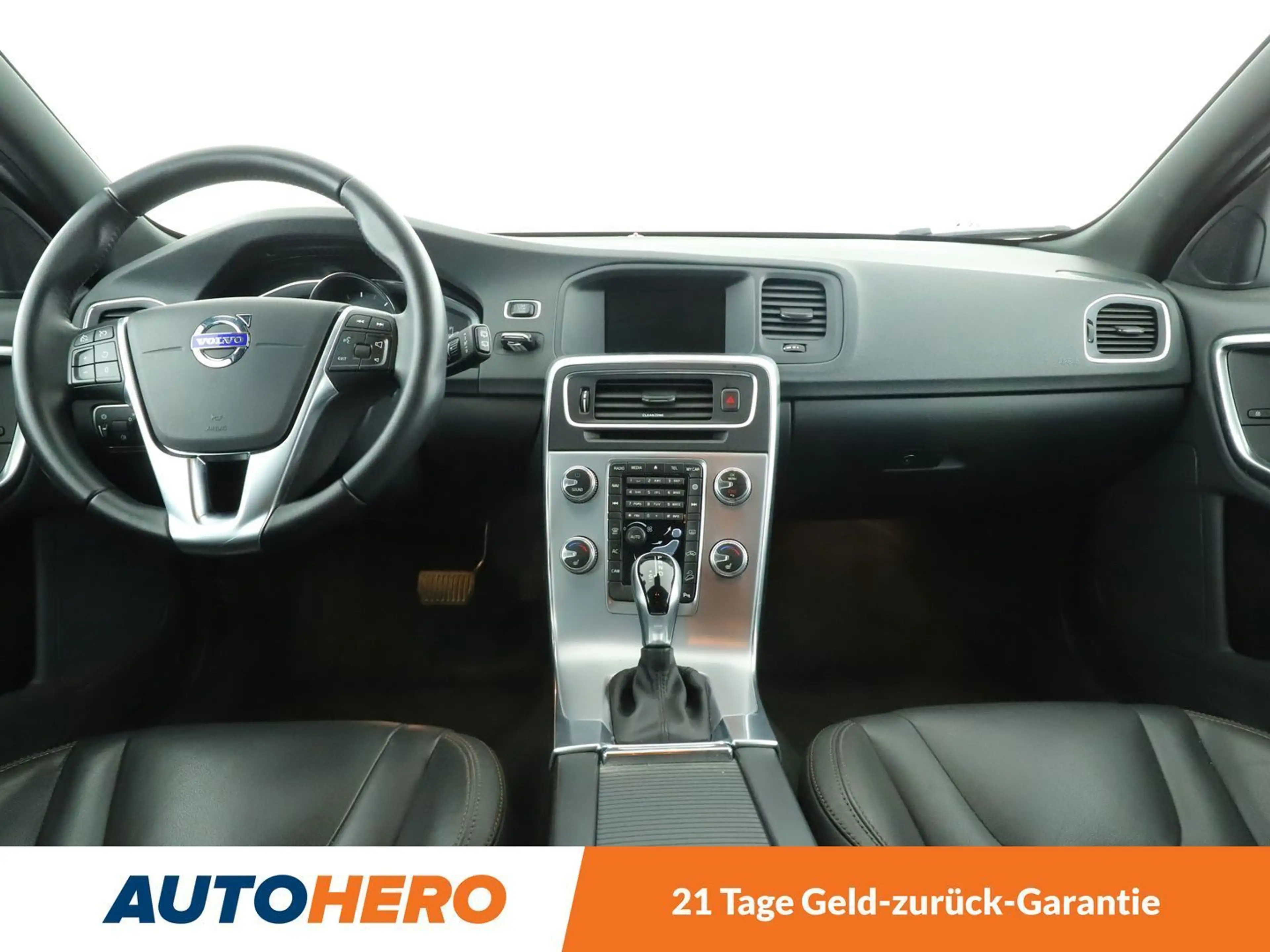 Volvo V60 Cross Country 2.4 D4 Pro AWD Aut.*NAVI*PDC*TEMPO*SHZ* — photo 12