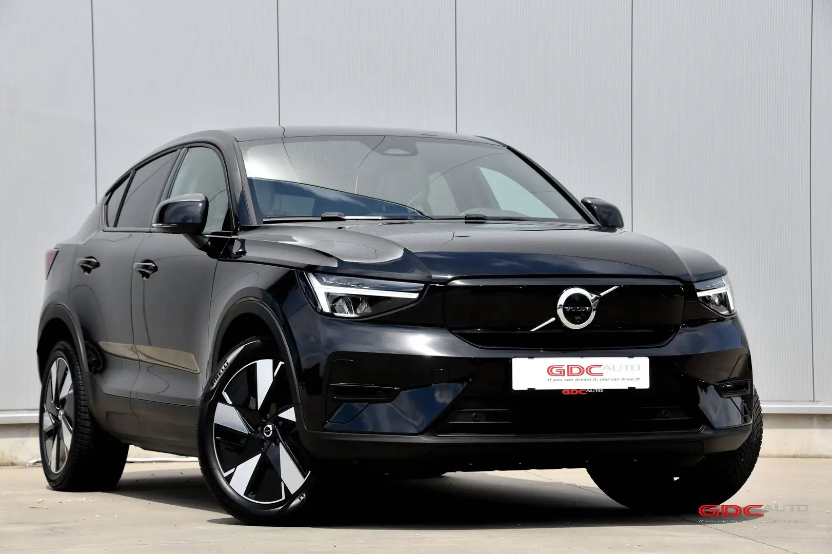 VOLVO C40