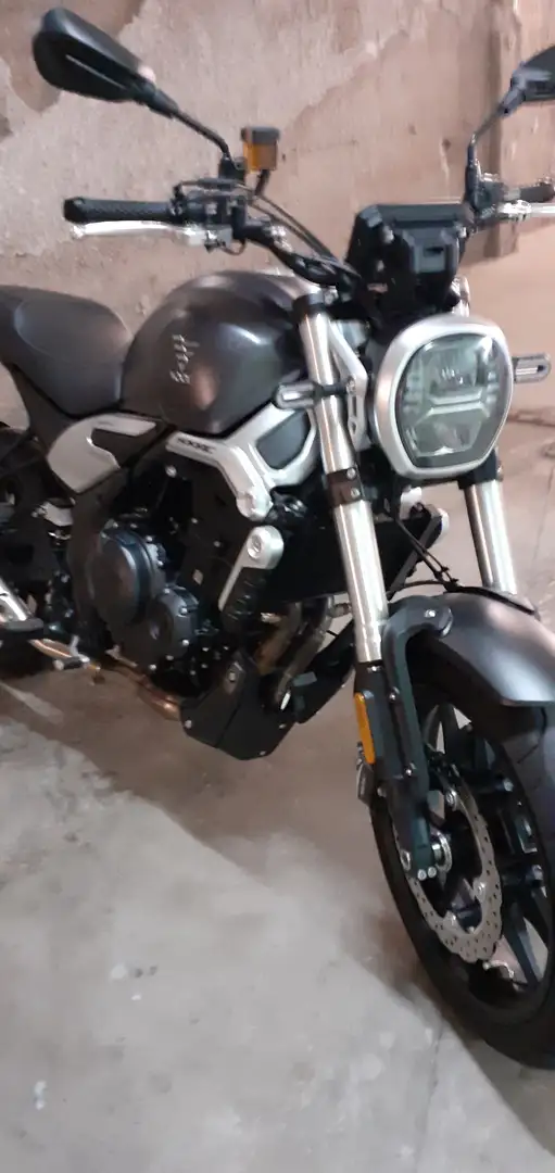 Voge 500AC Trofeo Noir - 2