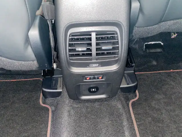Ford Kuga view 13
