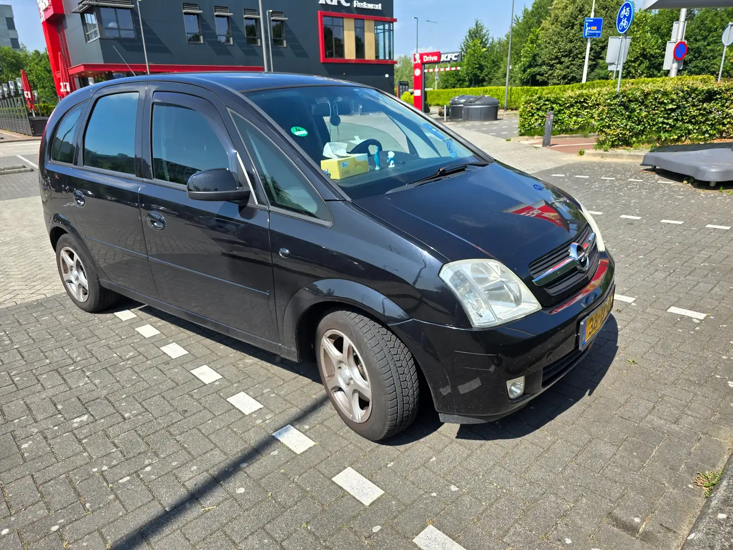 Opel Meriva Meriva 1.8-16V Cosmo Zwart - 2