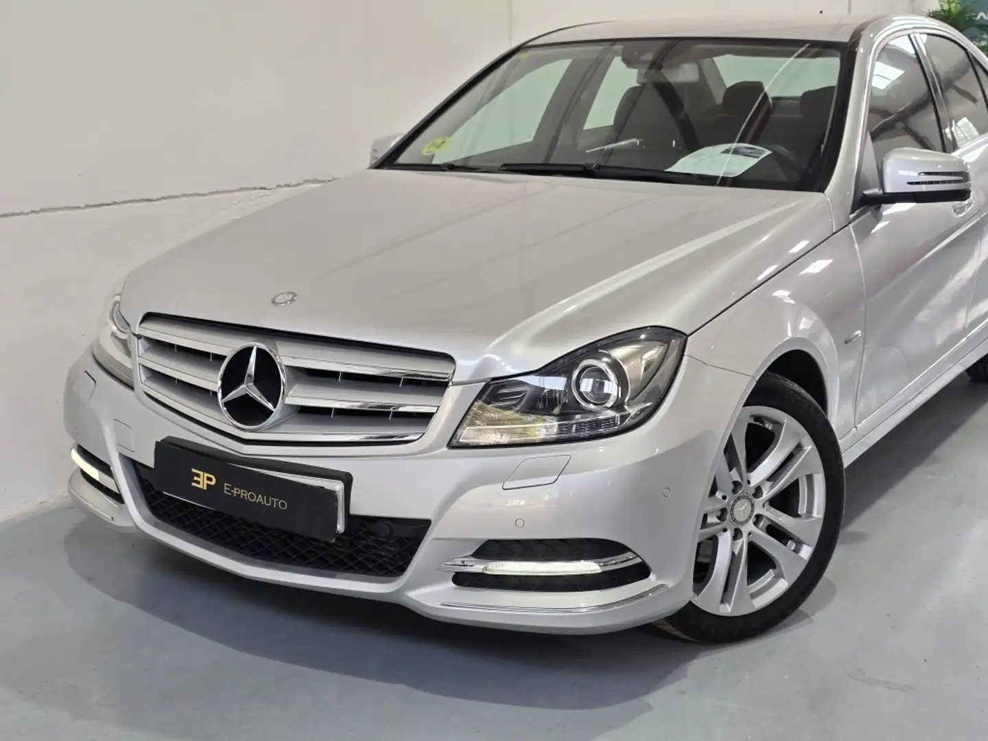 Mercedes-Benz C 200 200CDI BE Avantgarde Grau - 2
