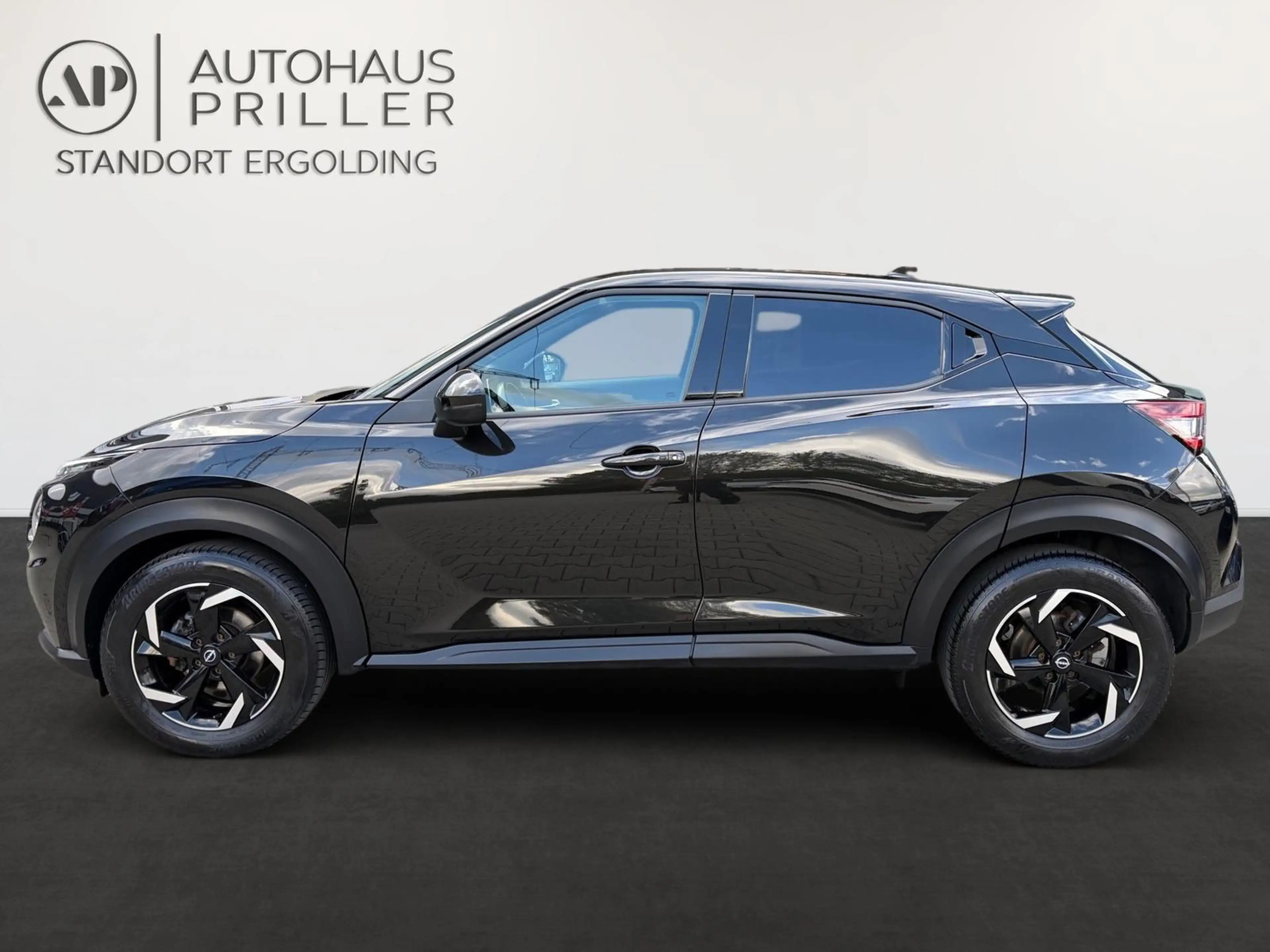Nissan Juke 1.0 DIG-T N-Connecta *KAMERA/SHZ/NAVI* — photo 9