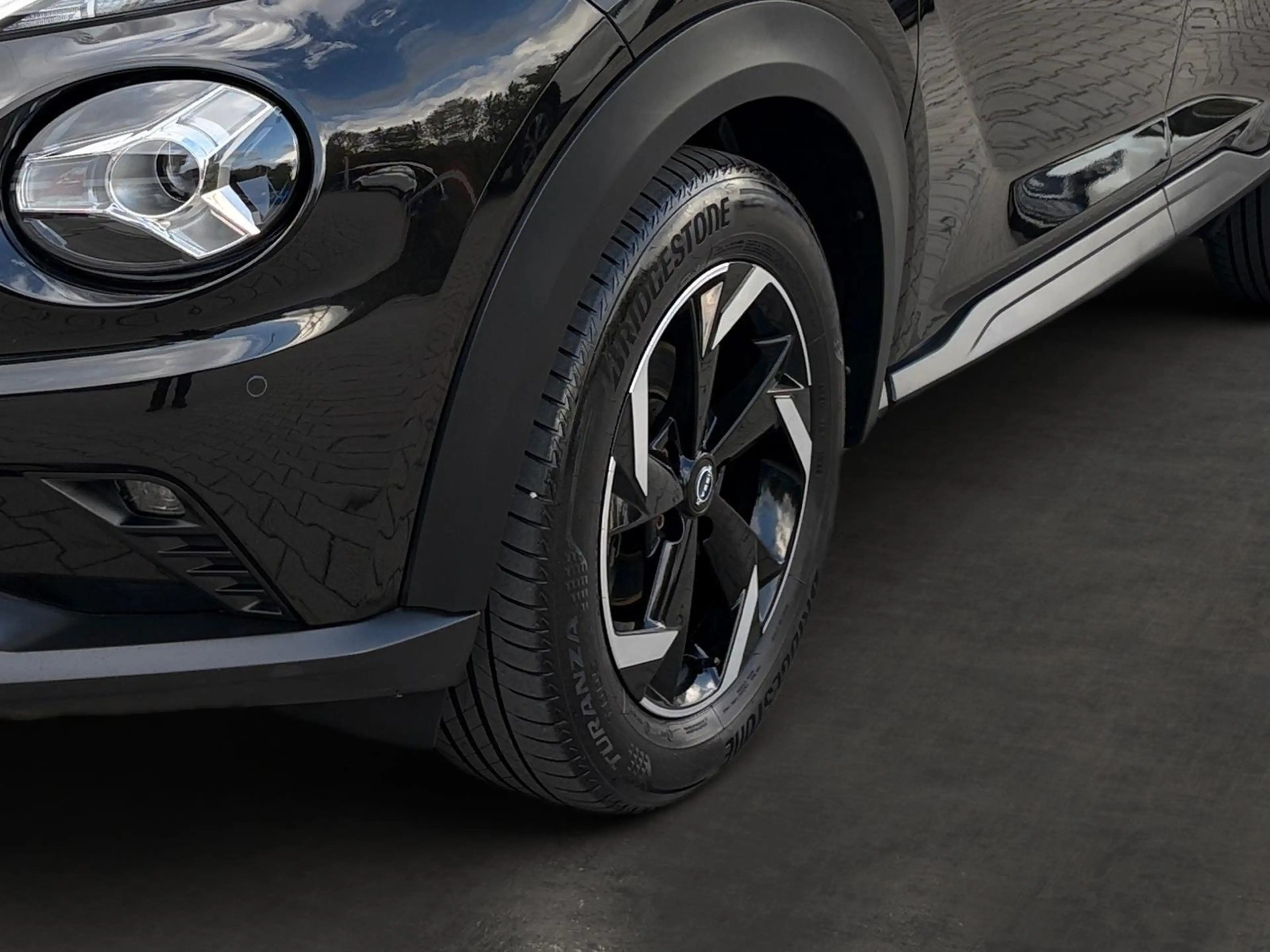 Nissan Juke 1.0 DIG-T N-Connecta *KAMERA/SHZ/NAVI* — photo 10