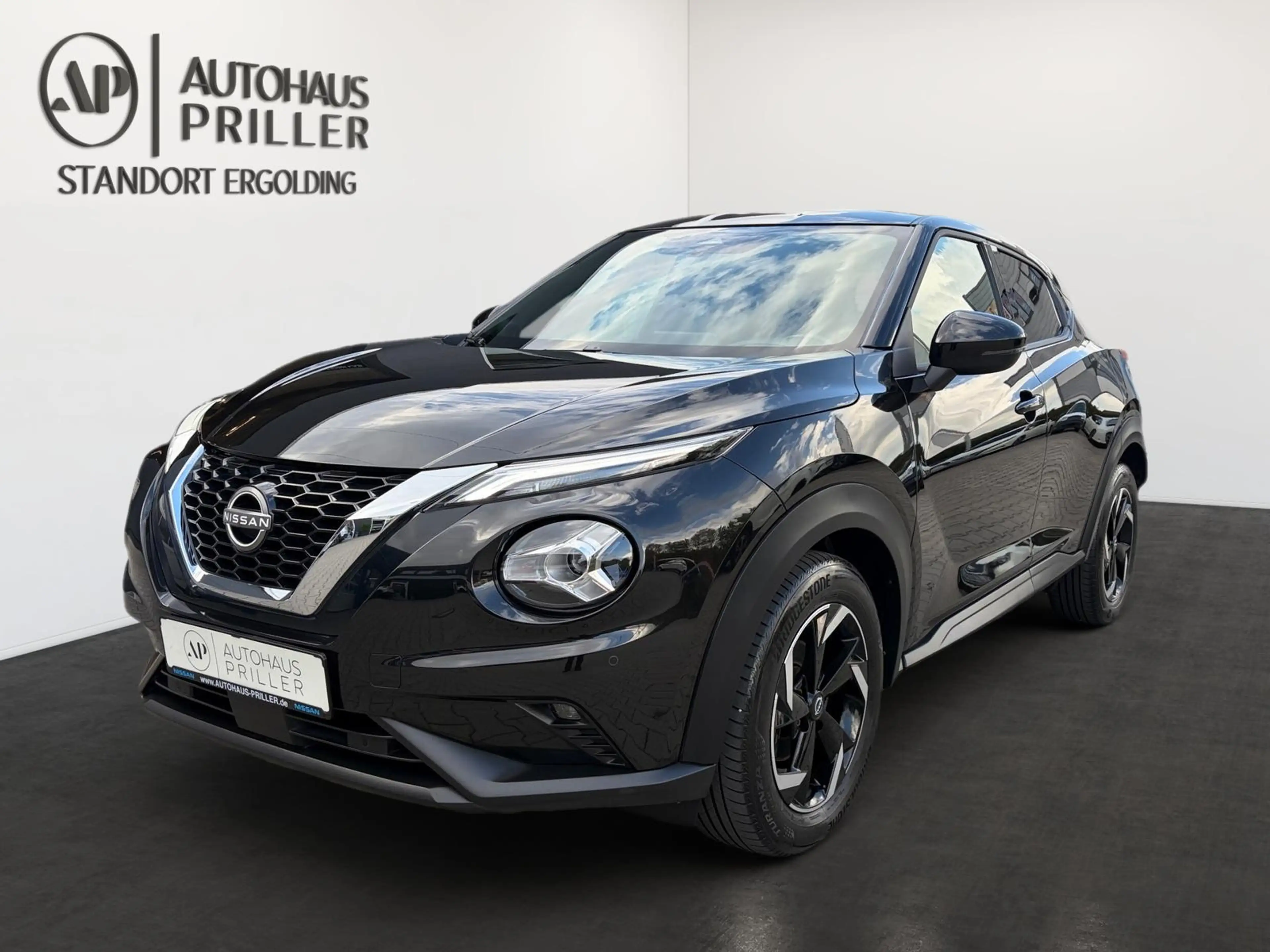 Nissan Juke 1.0 DIG-T N-Connecta *KAMERA/SHZ/NAVI* — photo 2