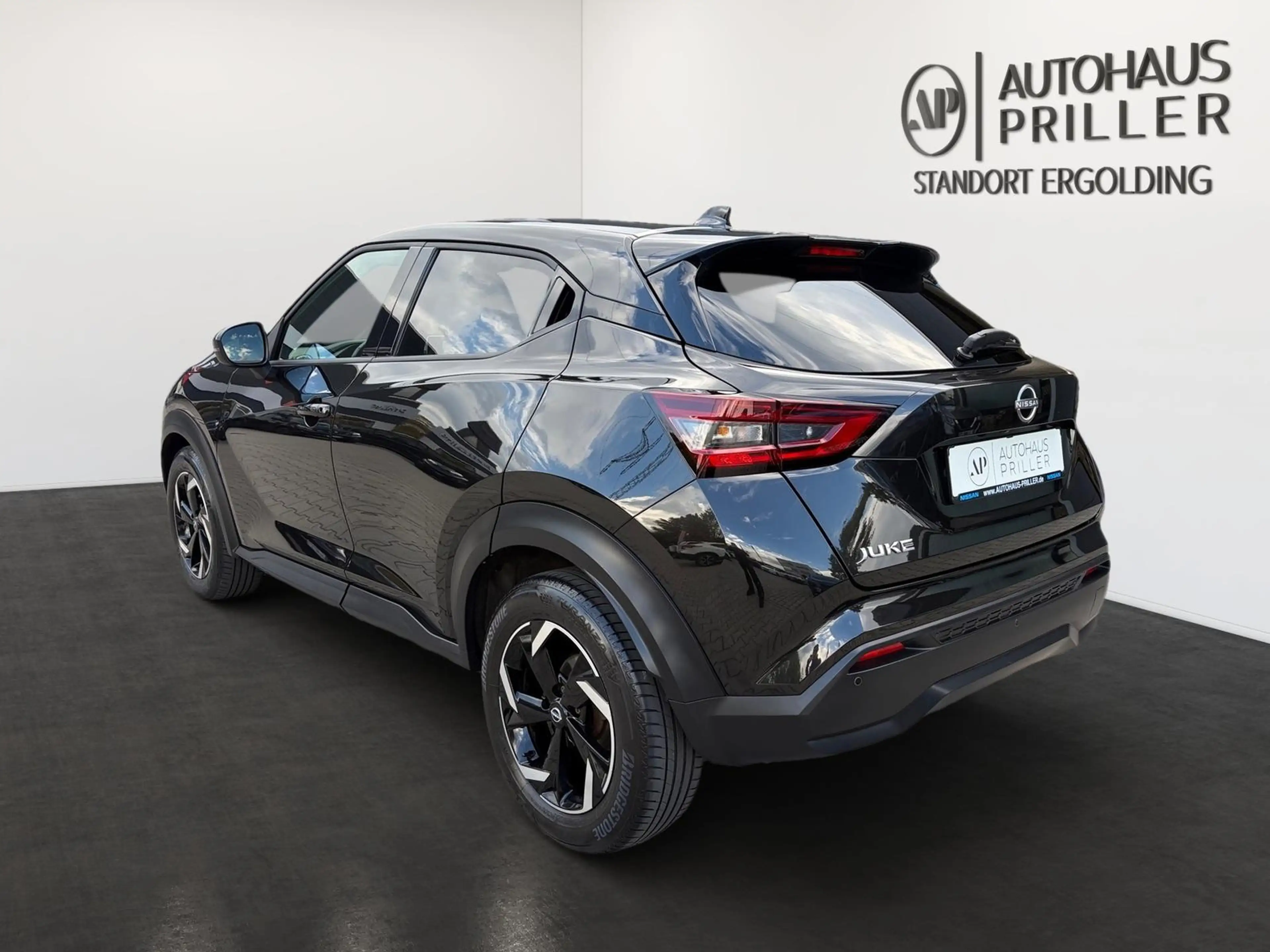 Nissan Juke 1.0 DIG-T N-Connecta *KAMERA/SHZ/NAVI* — photo 8