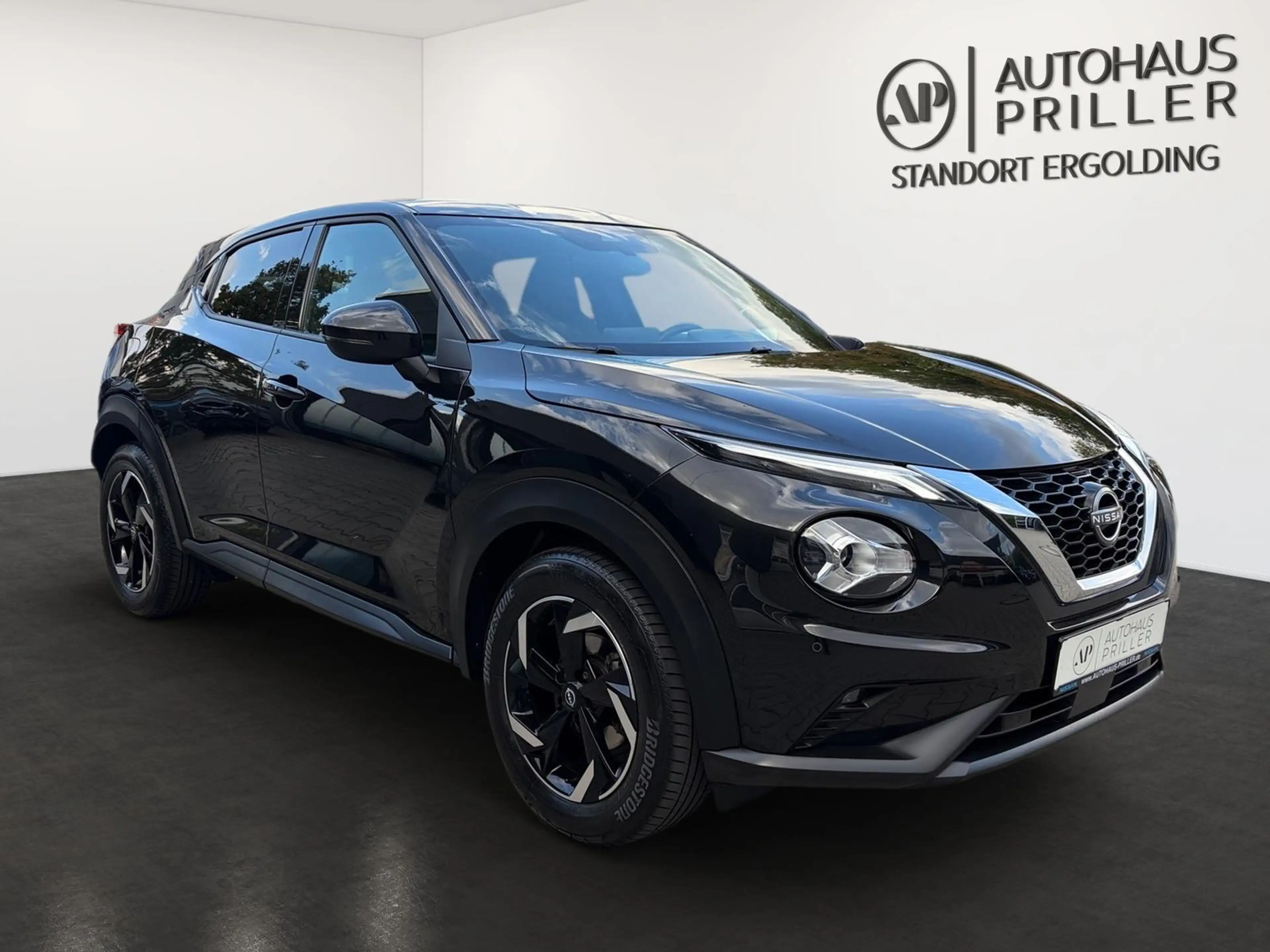 Nissan Juke 1.0 DIG-T N-Connecta *KAMERA/SHZ/NAVI* — photo 4