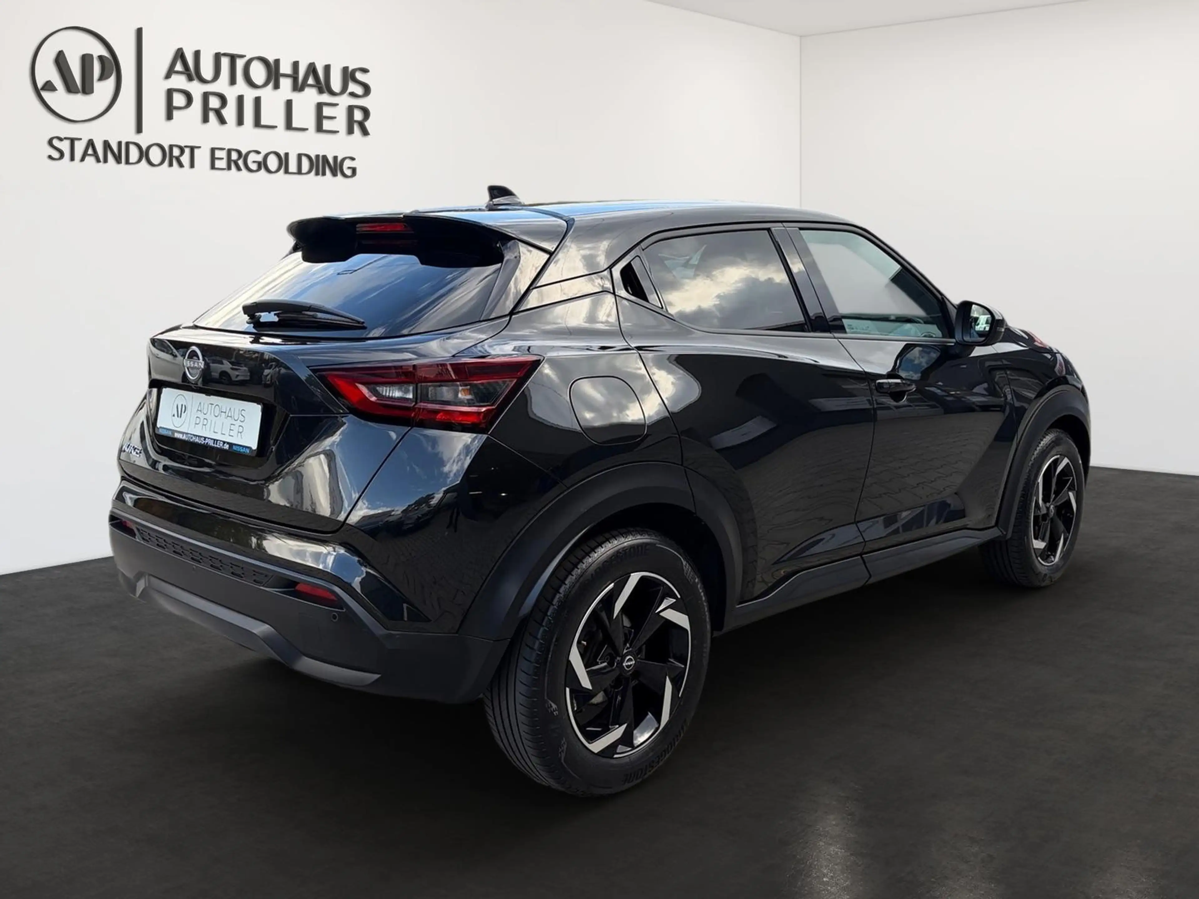 Nissan Juke 1.0 DIG-T N-Connecta *KAMERA/SHZ/NAVI* — photo 6