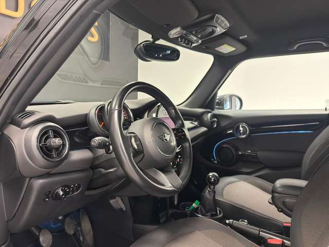 MINI One — photo 14