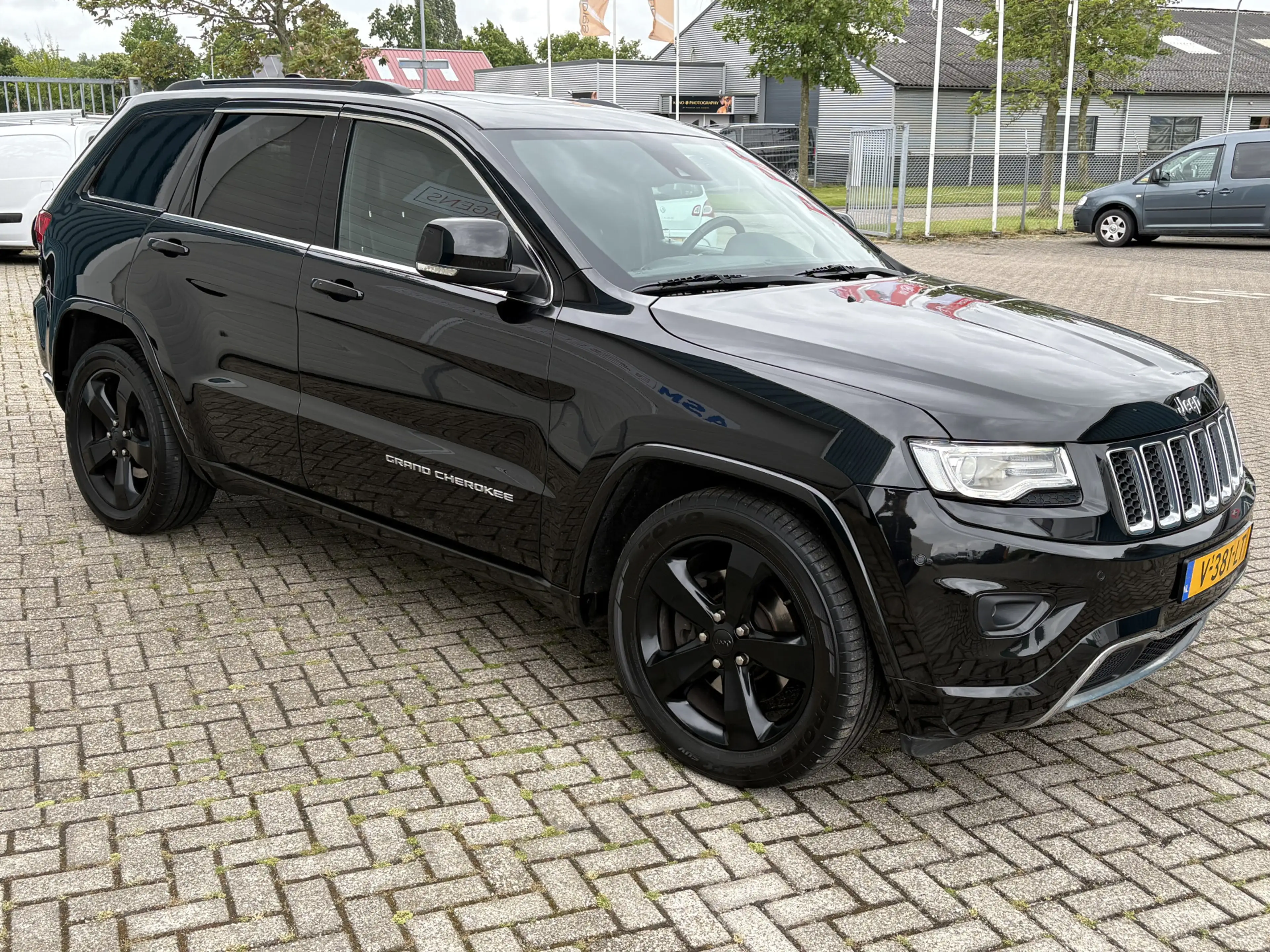 Jeep Grand Cherokee 3.0 251Pk CRD Overland / Cruise / Airco / Navi / T — photo 3