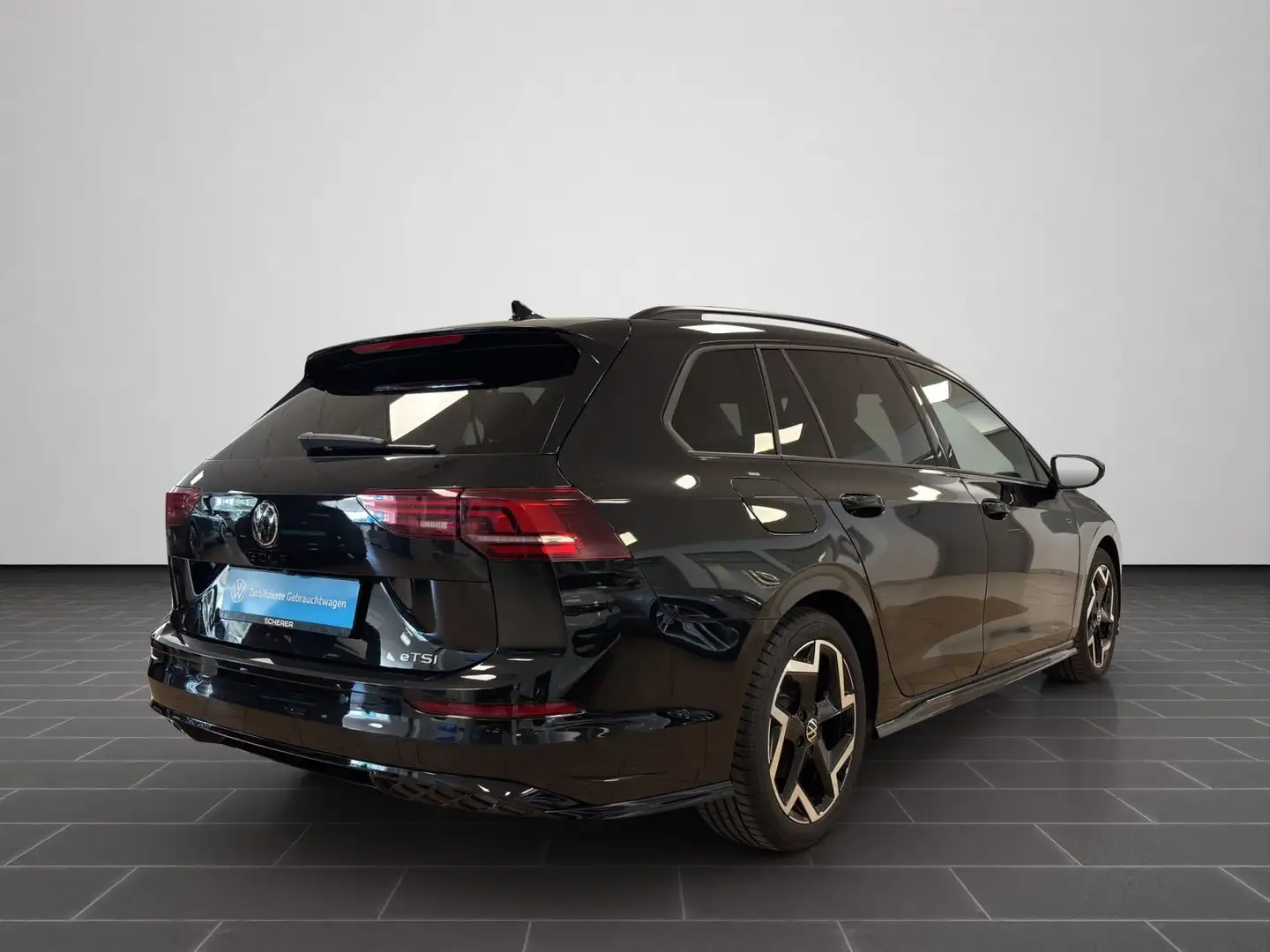 Volkswagen Golf Variant Golf VIII Variant 1.5 eTSI R-Line DSG BlackStyle Schwarz - 2