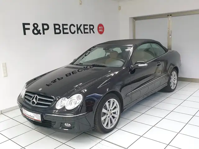 Mercedes-Benz CLK 320 CLK Cabrio 320 CDI 1.Hand Leder Navi H/K BiXenon