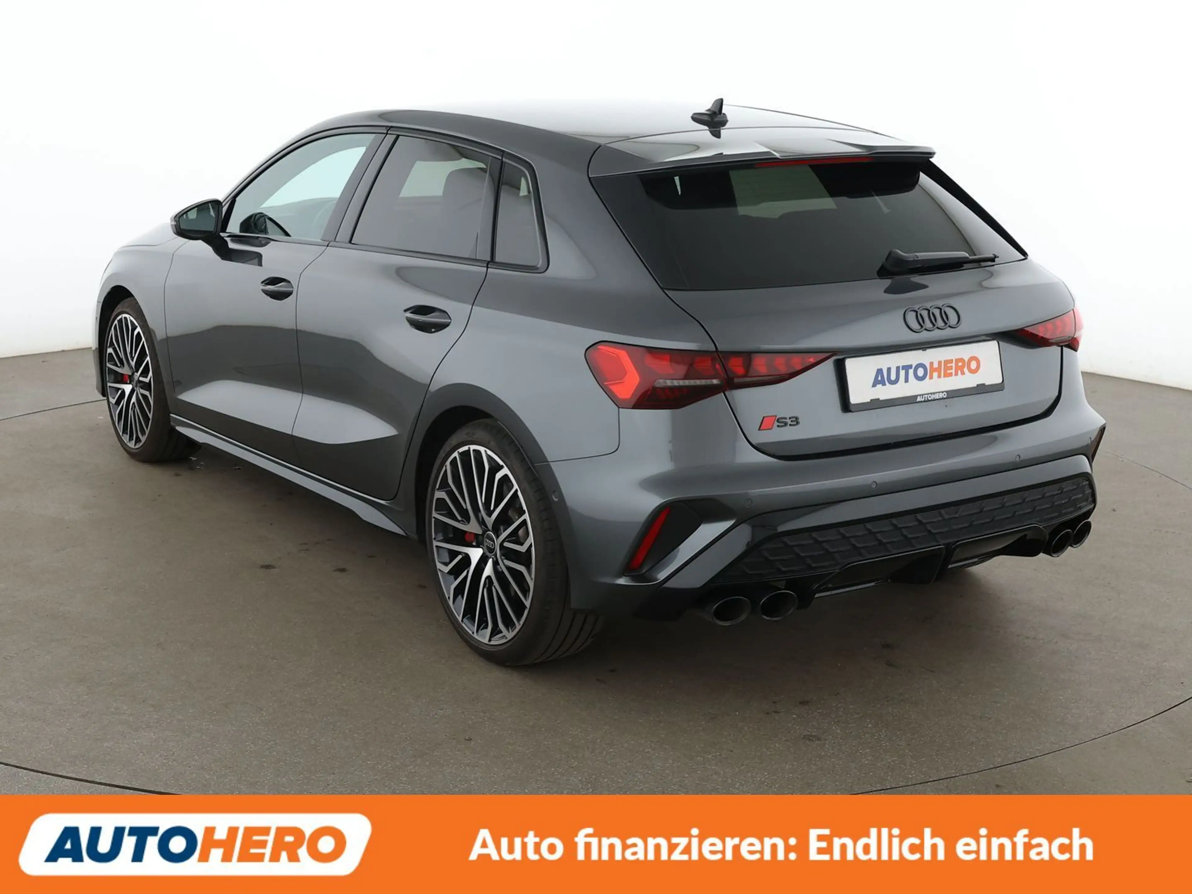 Audi S3 2.0 TFSI quattro Aut.*NAVI*LED*TEMPO*PDC*SHZ* — photo 4