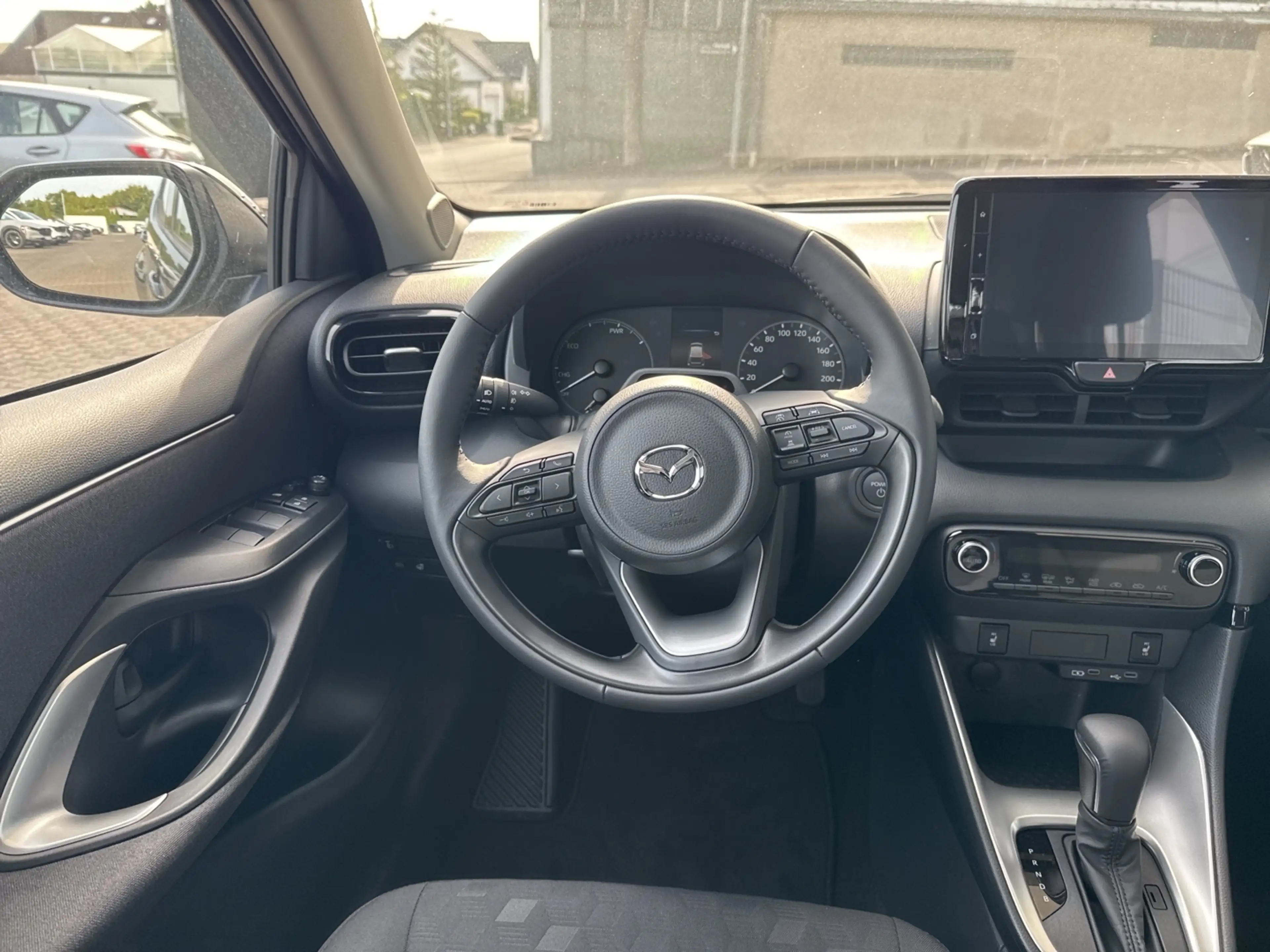 Mazda 2 Hybrid Exclusive-Line — photo 5