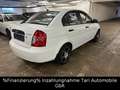 Hyundai ACCENT 1.4 GL 5-türer Klima, Radio-CD, 15" Alu's Blanc - thumbnail 8