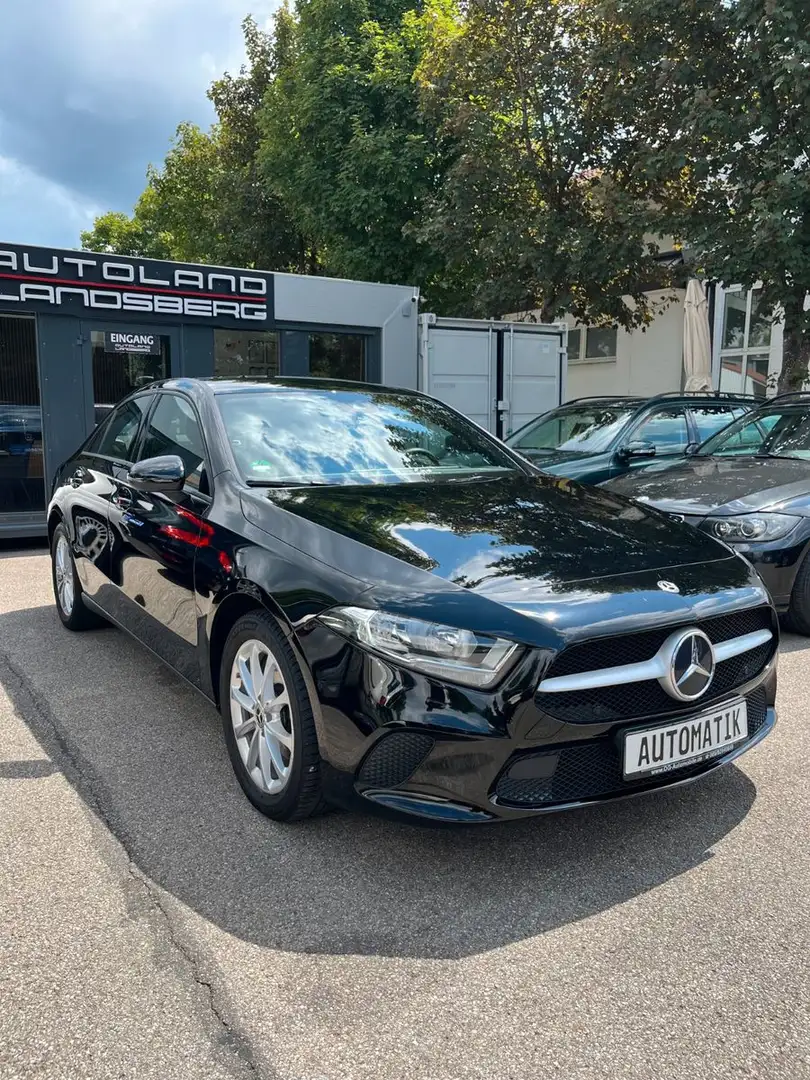 Mercedes-Benz A 180 d Lim.*2.HAND*AUTOMATIK*NAVI*TEMPO* Noir - 1