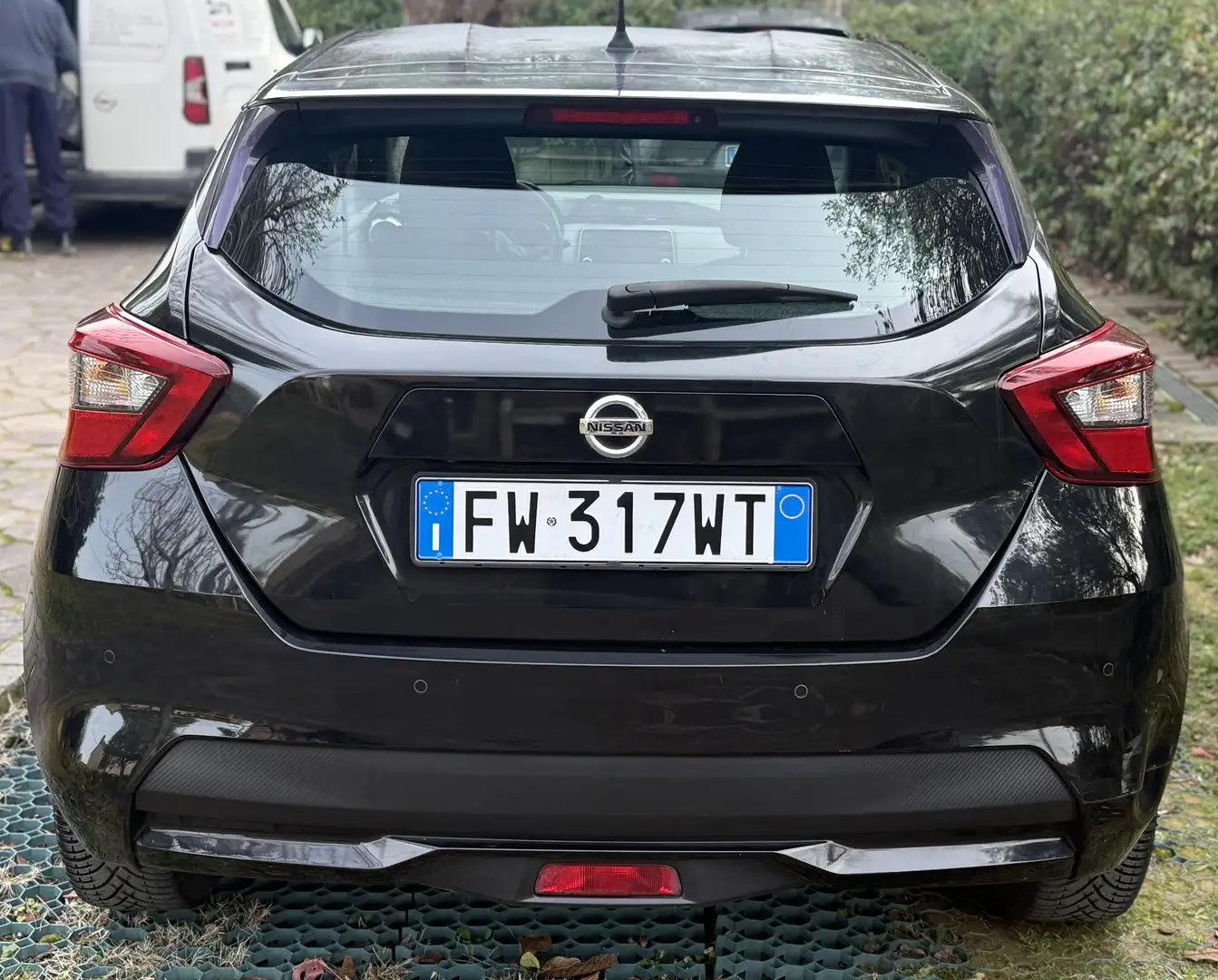 Nissan Micra 5p 1.0 Visia - 2