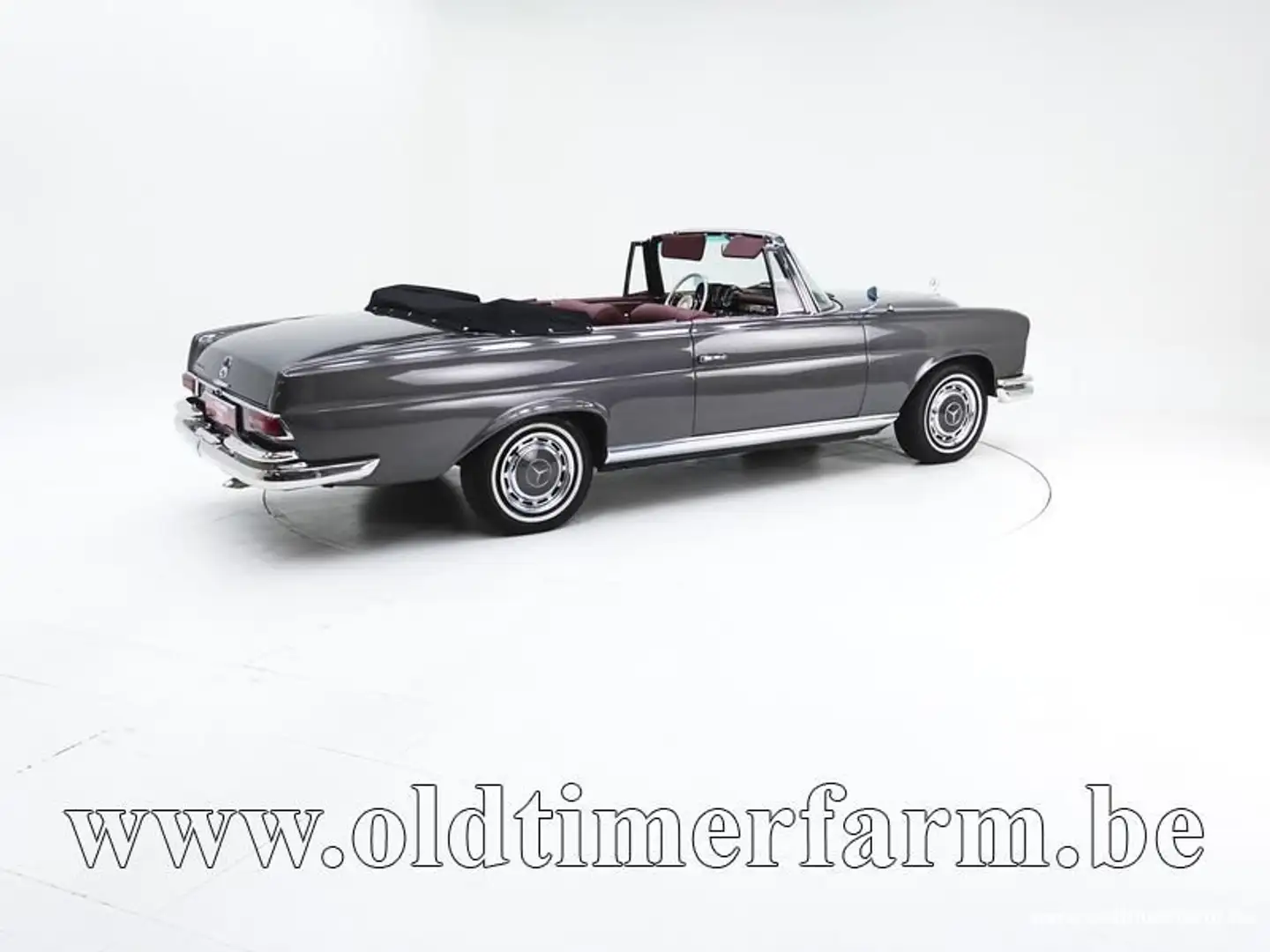 Mercedes-Benz 220 SE '63 CH8952 Grijs - 2