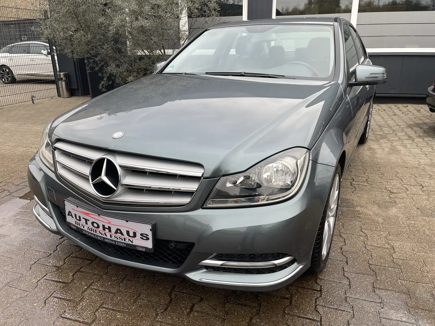 Mercedes-Benz C 180 CGI Avantgarde BlueEfficiency Facelift Limousine Gris - 1