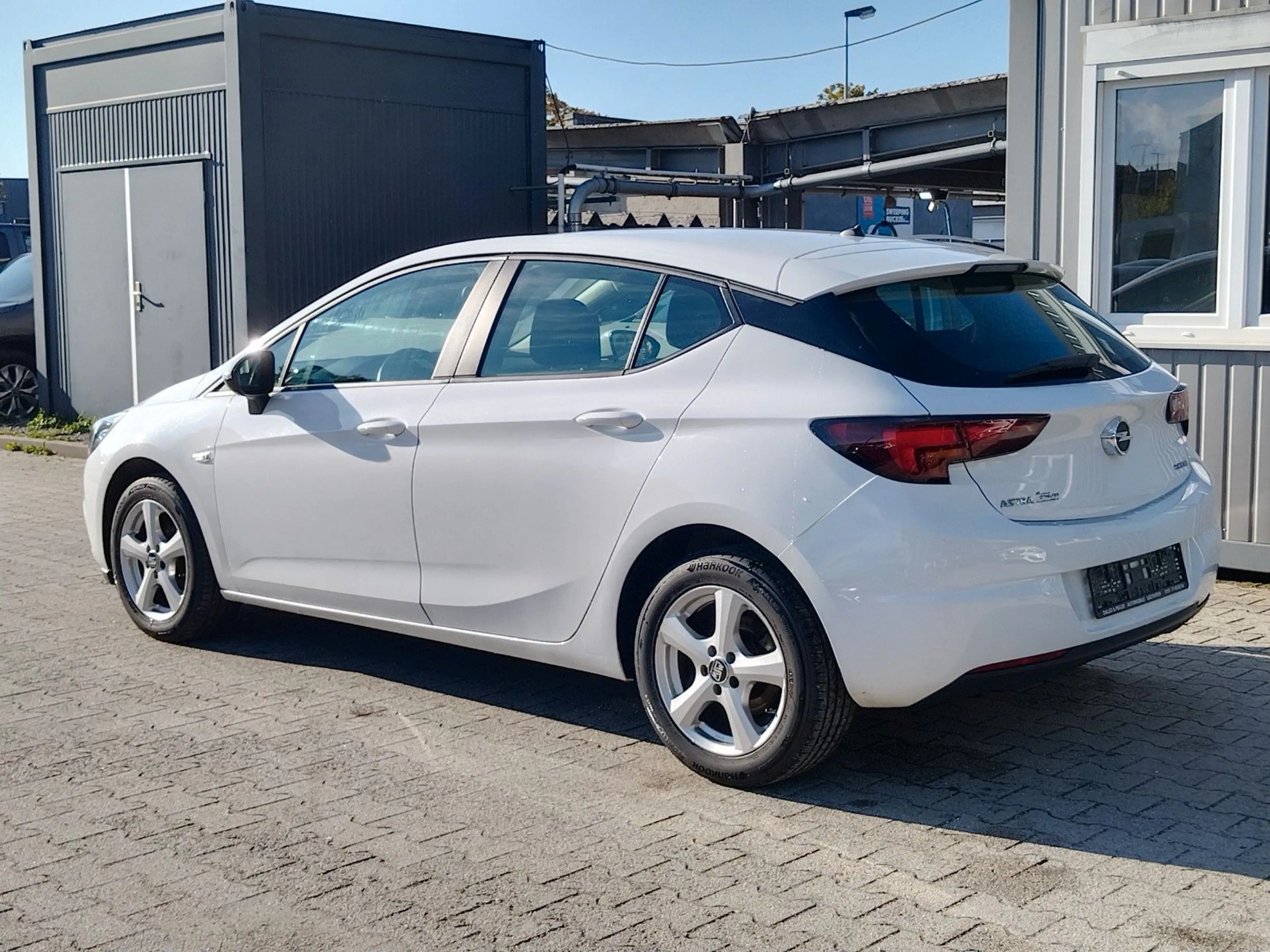 Opel Astra K Lim. 5-trg. +KLIMA+SHZ+AHK+TÜV/NEU — photo 4
