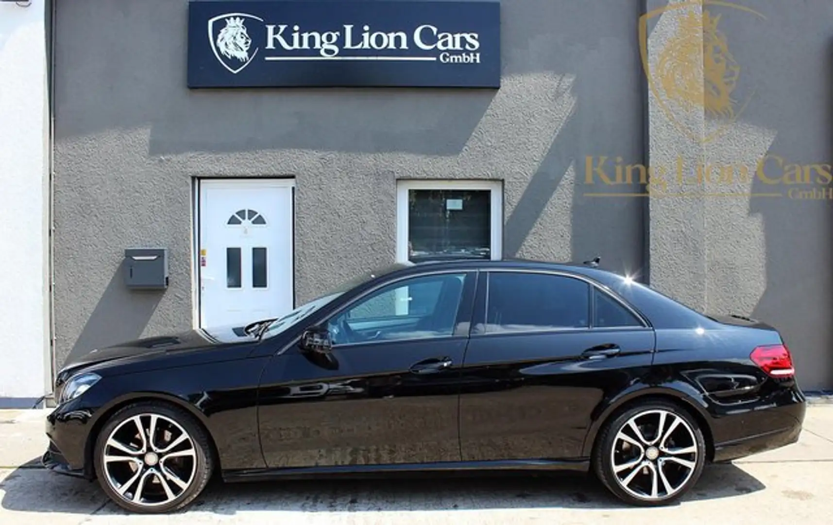 Mercedes-Benz E 200 CGI BE SPORTPAKET+AHK+KAMERA+COMAND+NIGHT+ Noir - 2