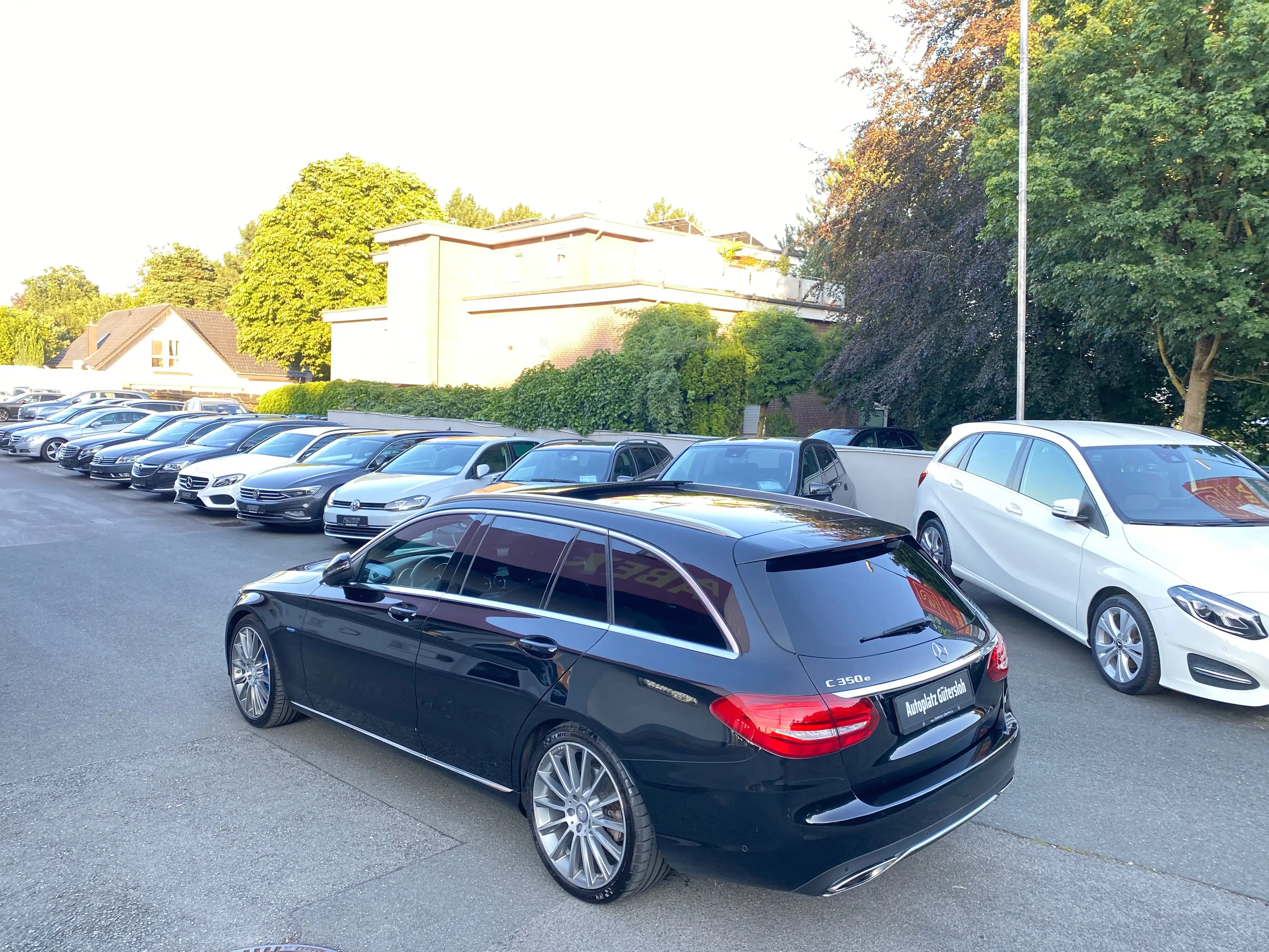 Mercedes-Benz C 350 C 350 e T 7G-TRONIC Avantgarde AHK LED PANORAMADACH AMG KAMERA NAVI — photo 6