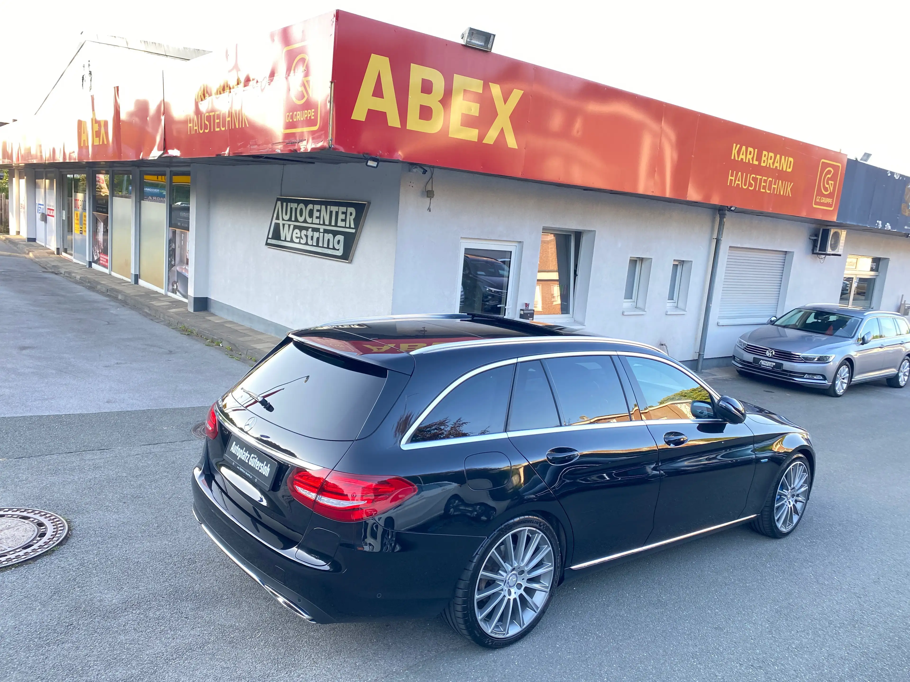 Mercedes-Benz C 350 C 350 e T 7G-TRONIC Avantgarde AHK LED PANORAMADACH AMG KAMERA NAVI — photo 4
