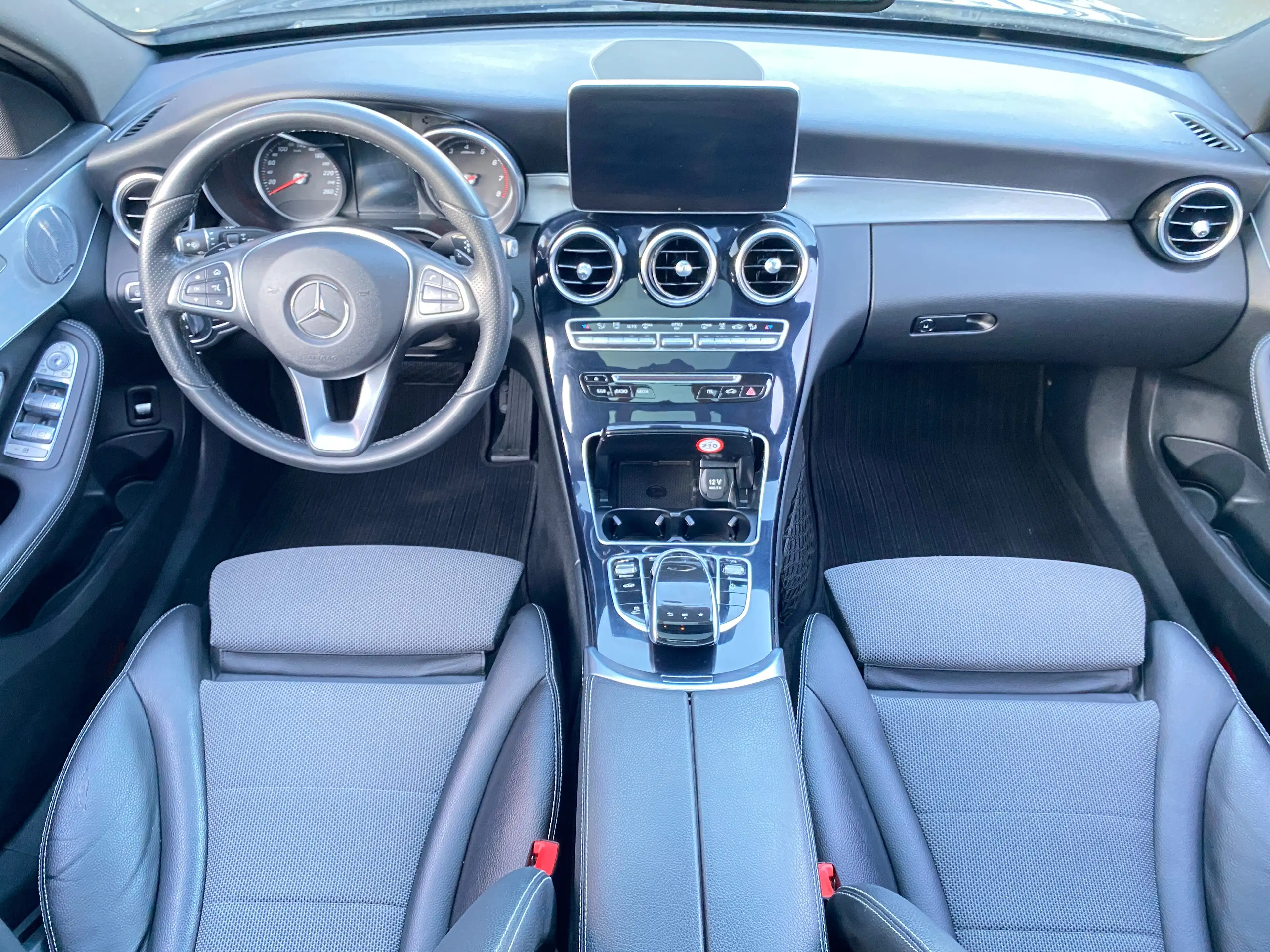 Mercedes-Benz C 350 C 350 e T 7G-TRONIC Avantgarde AHK LED PANORAMADACH AMG KAMERA NAVI — photo 15