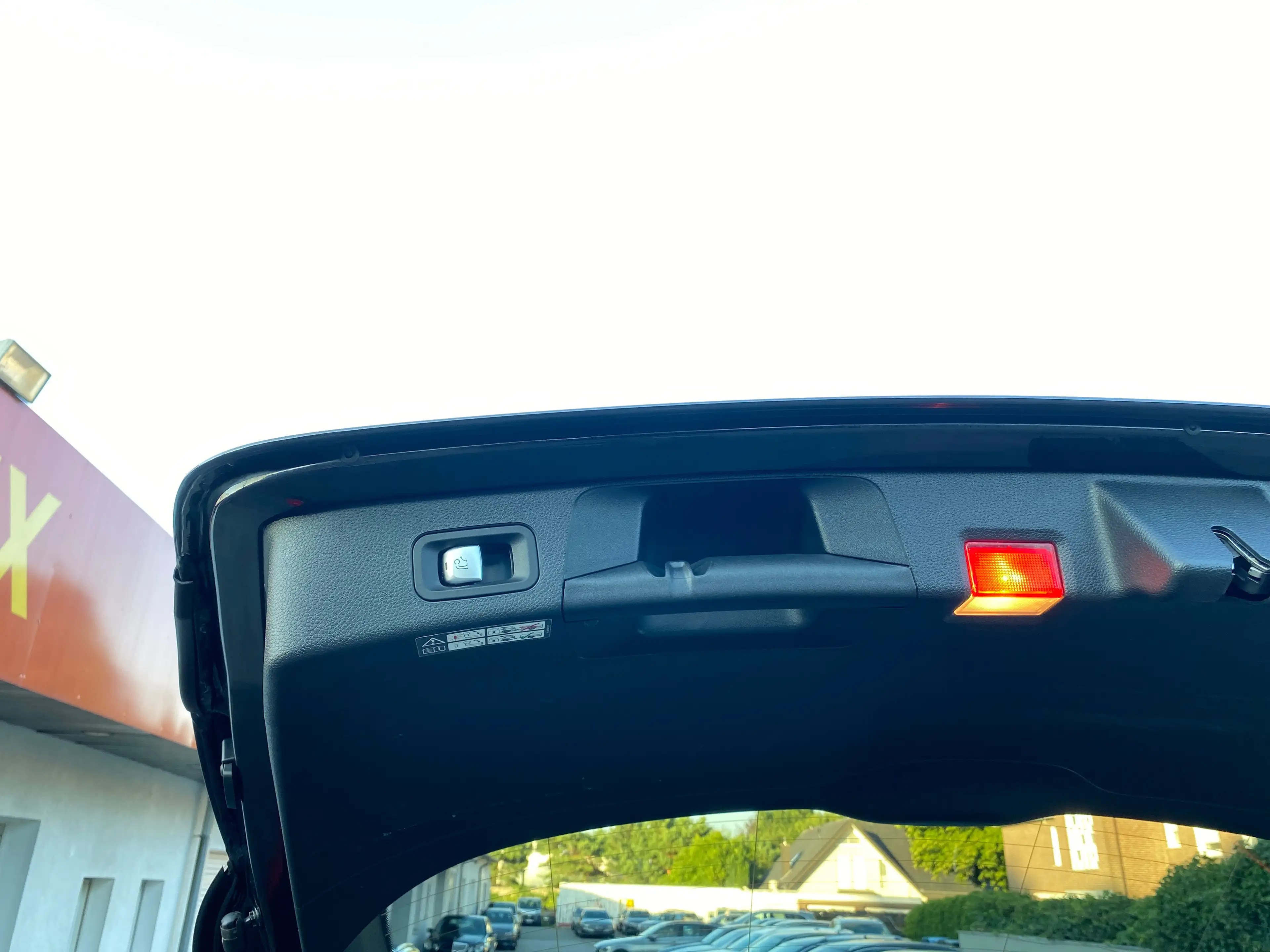 Mercedes-Benz C 350 C 350 e T 7G-TRONIC Avantgarde AHK LED PANORAMADACH AMG KAMERA NAVI — photo 11