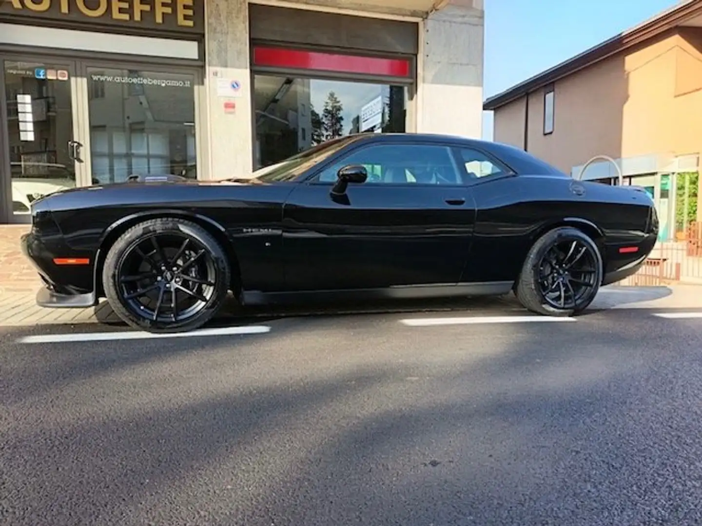 Dodge Challenger 5.7 V8 R/T SHAKER 375CV AT8 *2.300 KM* IVA ESPOSTA Nero - 1