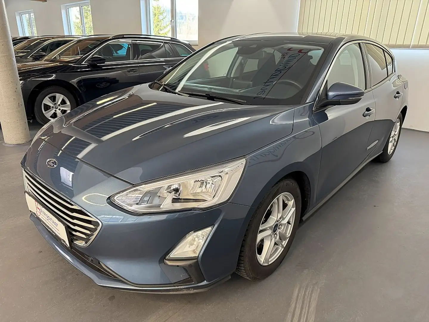 Ford Focus 5-türig 1,5TDCi Titanium *NAVI*ACC*Sitzheizung*... Bleu - 2