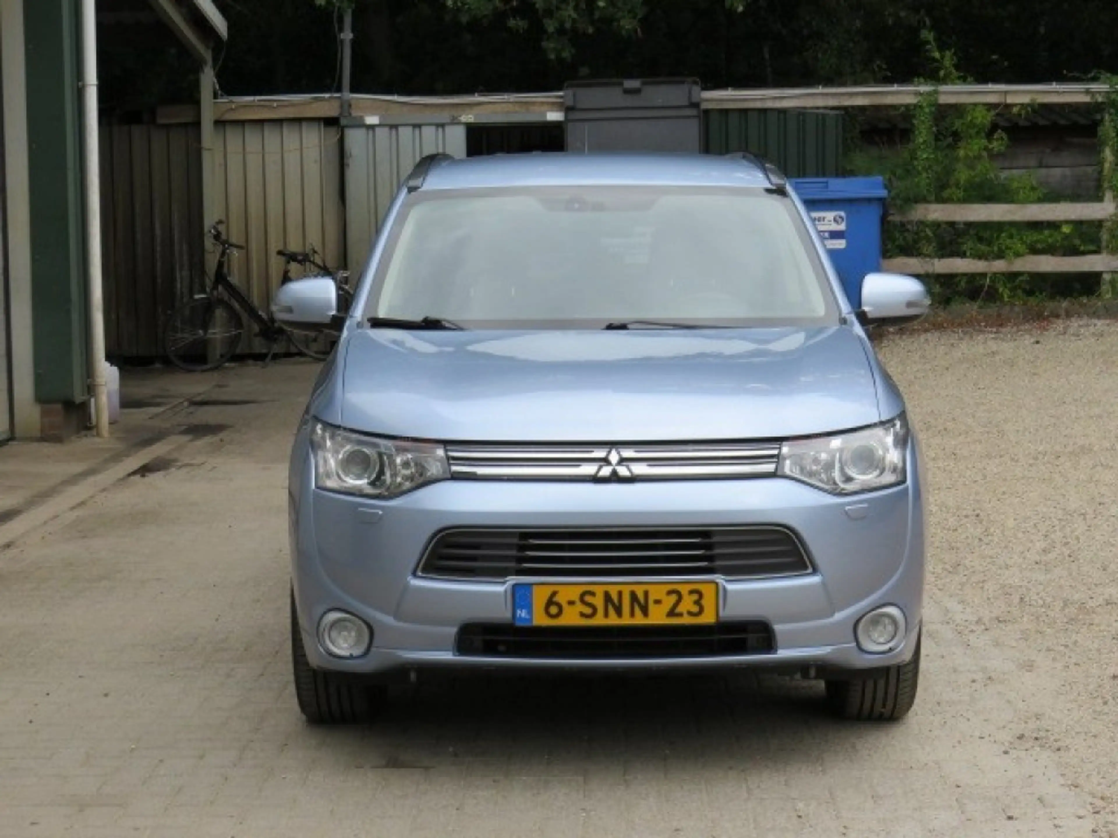 Mitsubishi Outlander 2.0 PHEV INTENSE + — photo 3