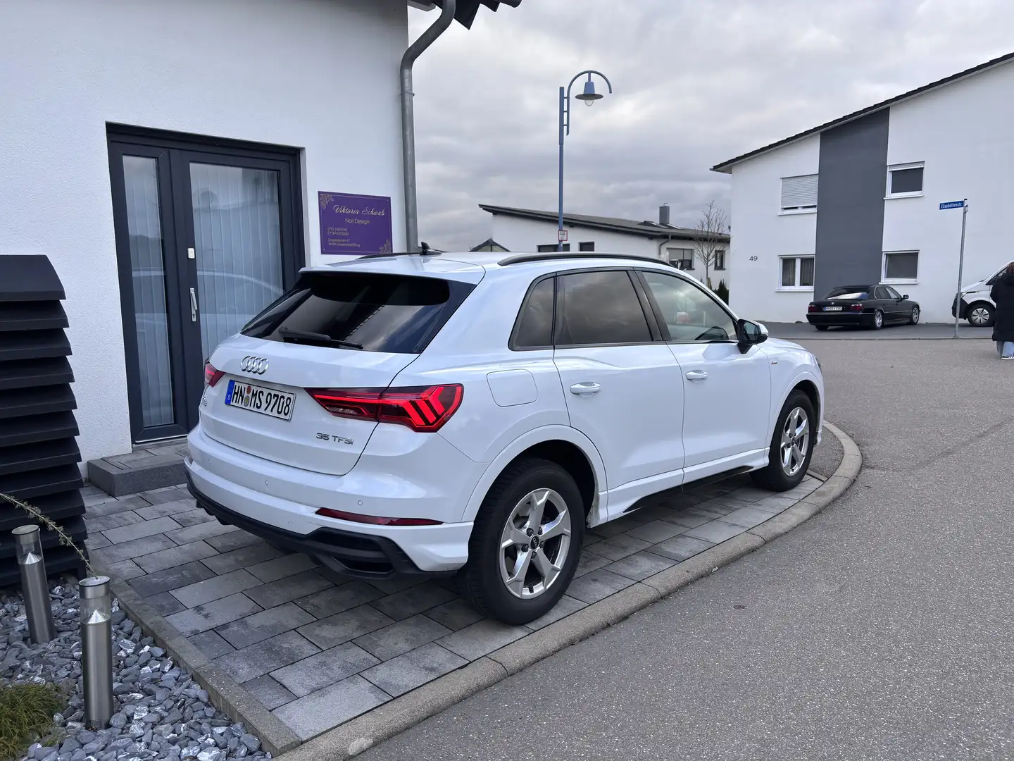 Audi Q3 35 TFSI S tronic line - 2