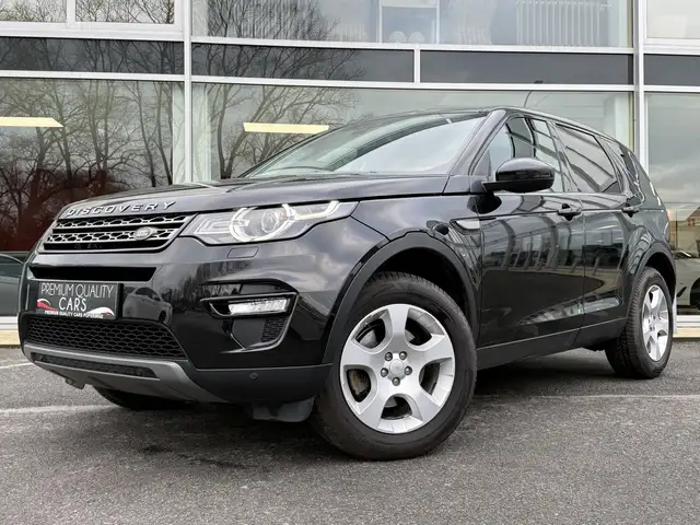 Land Rover Discovery Sport TREKHAAK / CAMERA / ZETELVERWARMING / NAVIGATIE /