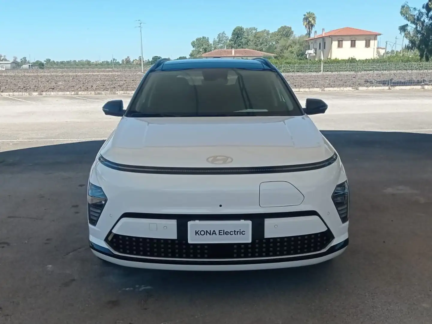 Hyundai KONA E65,4KWH XCLASS SPECIAL EDITION 0655 TASSO 3% Bianco - 2